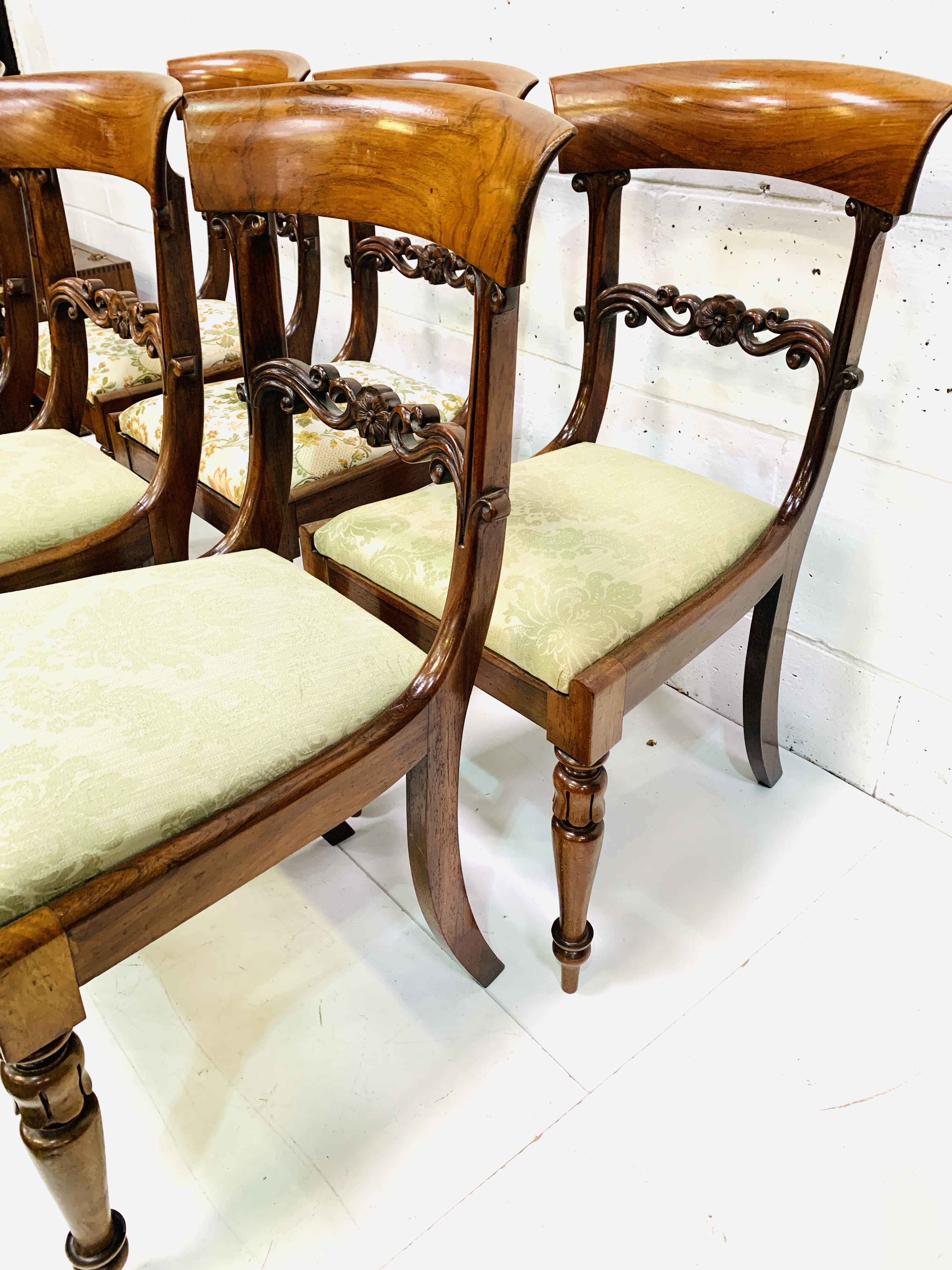 Six mid-19th century mahogany dining chairs - Image 4 of 5