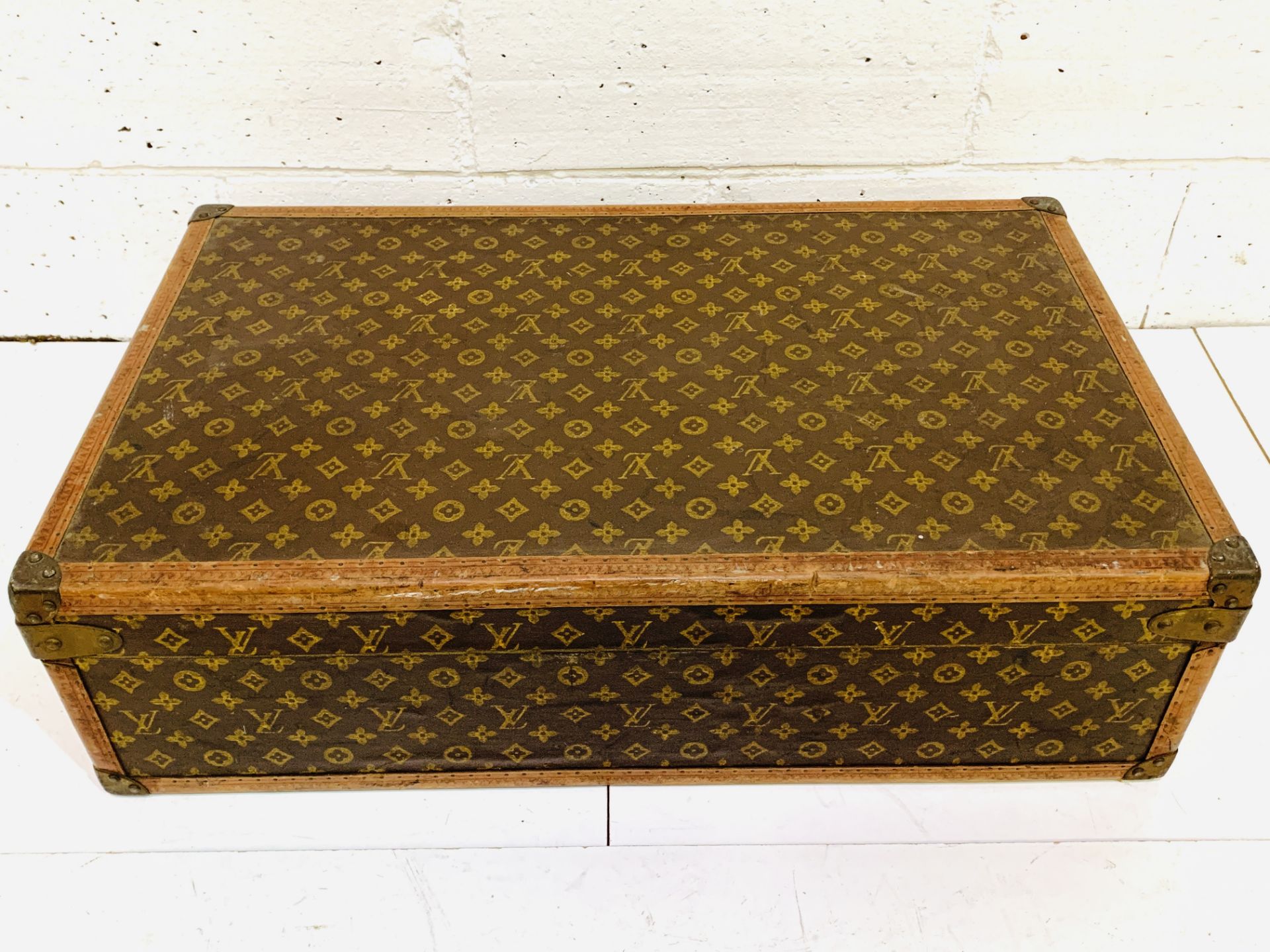 Louis Vuitton monogrammed canvas suitcase - Image 10 of 10