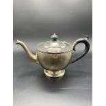 Silver teapot and matching sugar bowl hallmarked Birmingham 1928