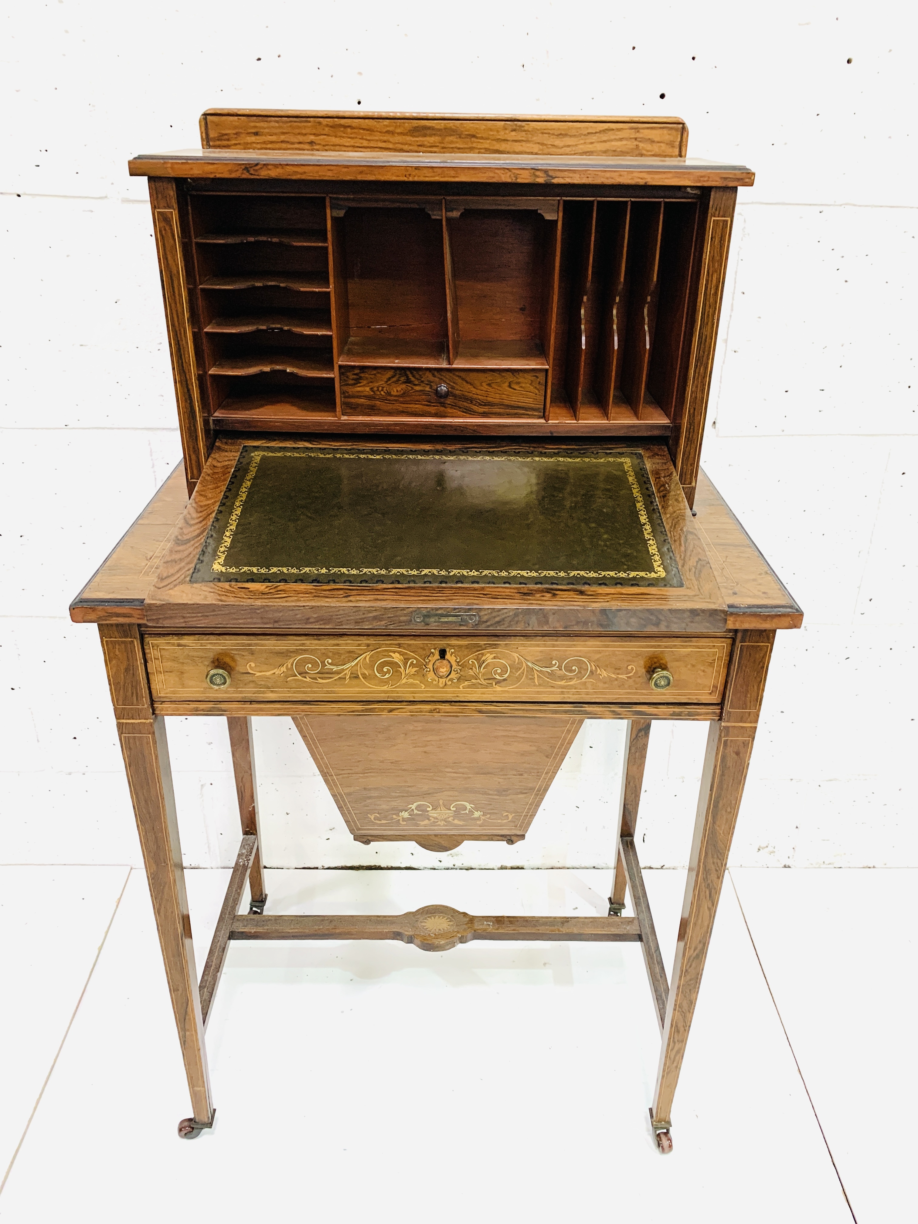 A small Edwardian inlaid burr walnut bureau cum sewing table - Image 6 of 6