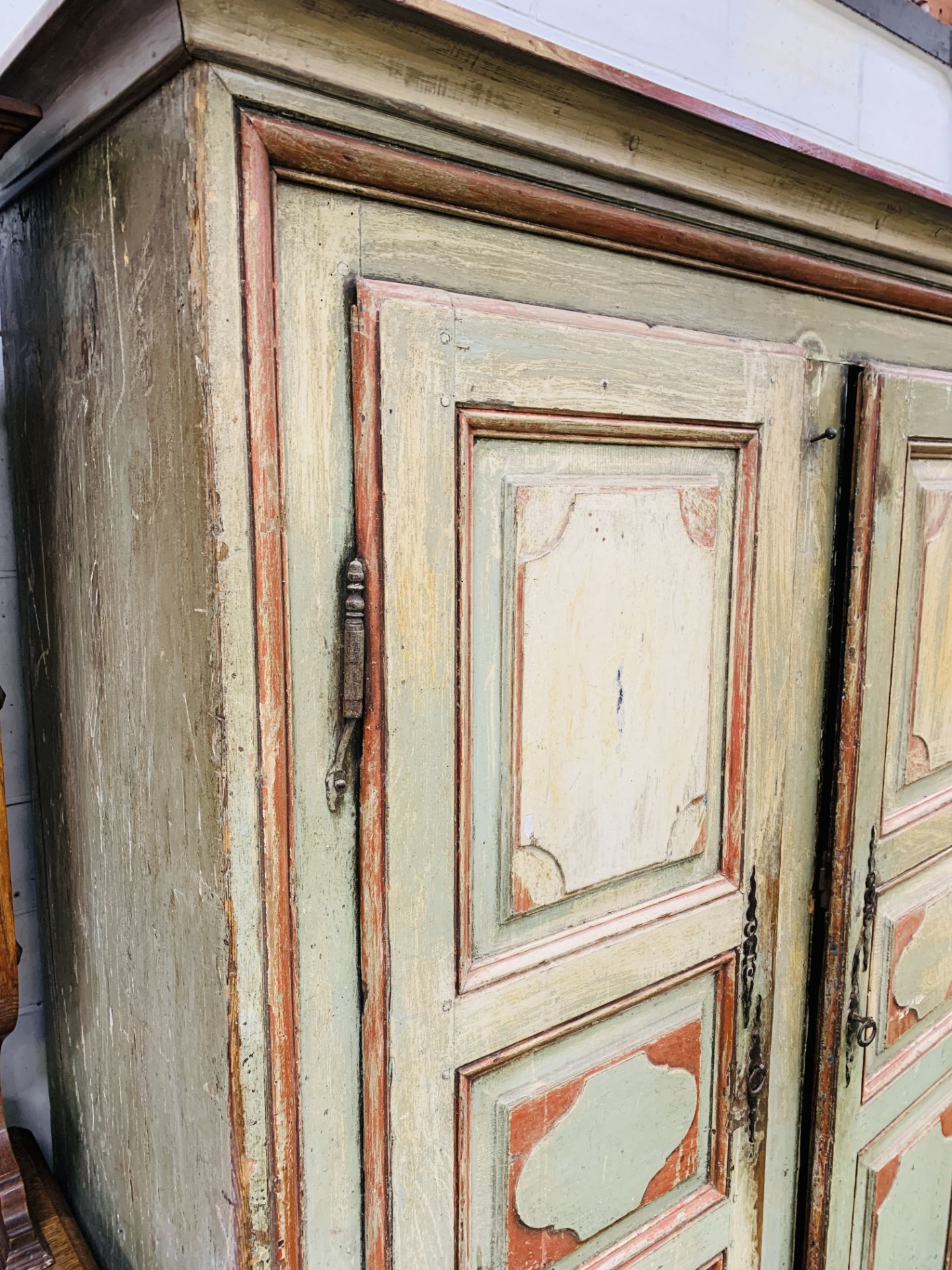 Mid-19th century French painted pine wardrobe - Image 5 of 8