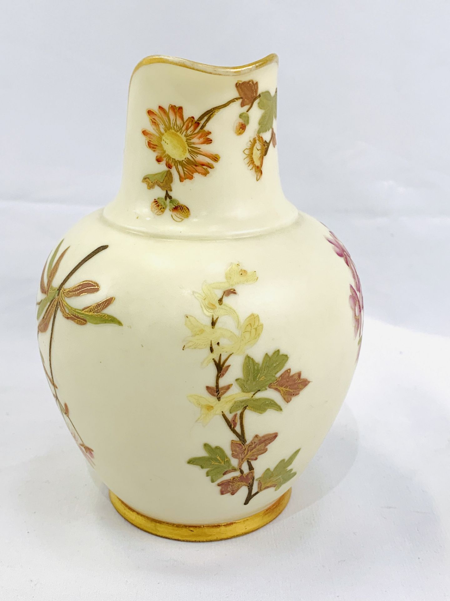 Royal Worcester jug circa 1897 hand painted with flowers - Image 4 of 6