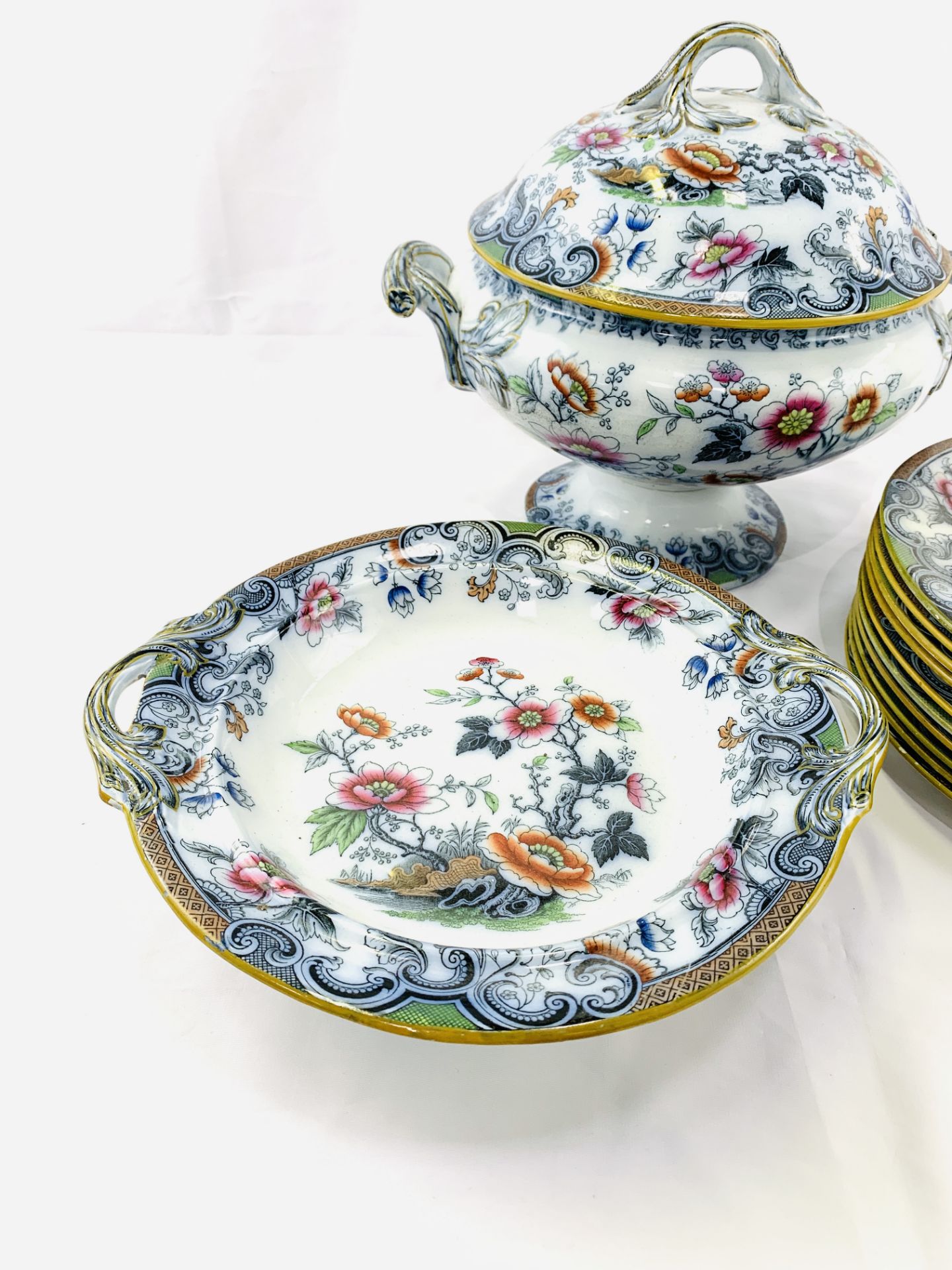 JR and G "Floral" tableware - Image 3 of 4