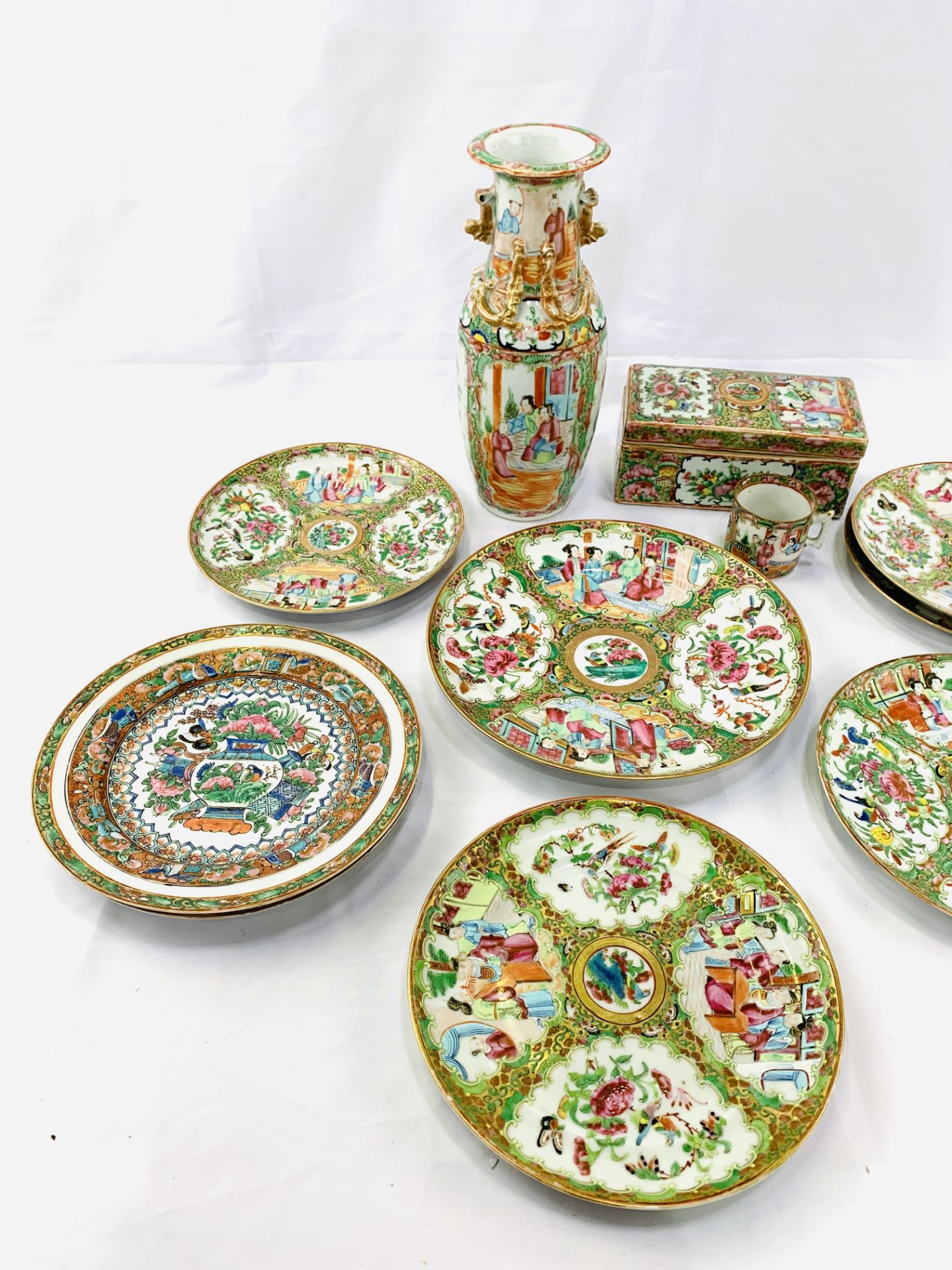 Collection of Cantonese famille rose porcelain - Image 3 of 7