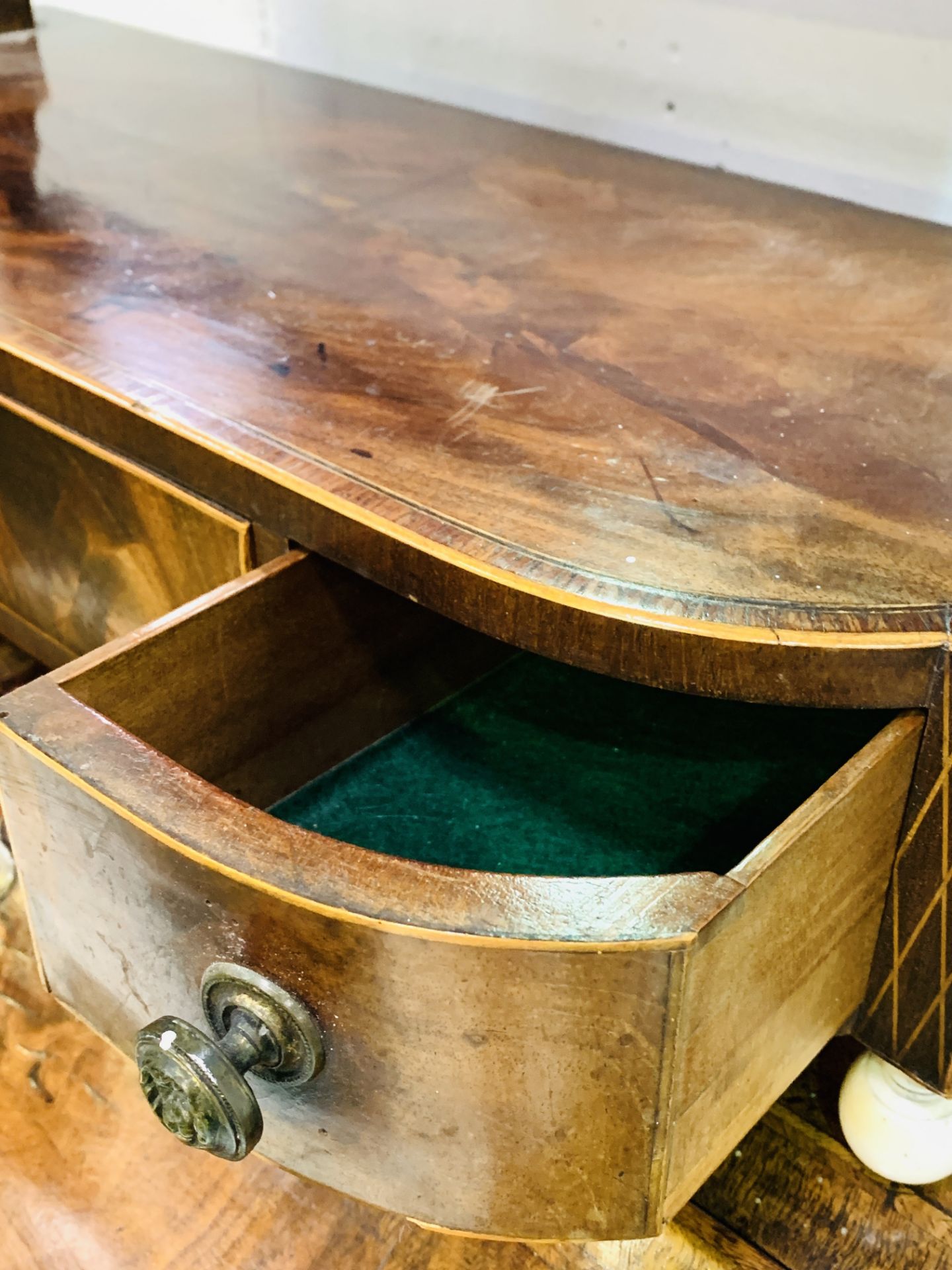 Inlaid mahogany veneer toilet mirror - Image 5 of 6