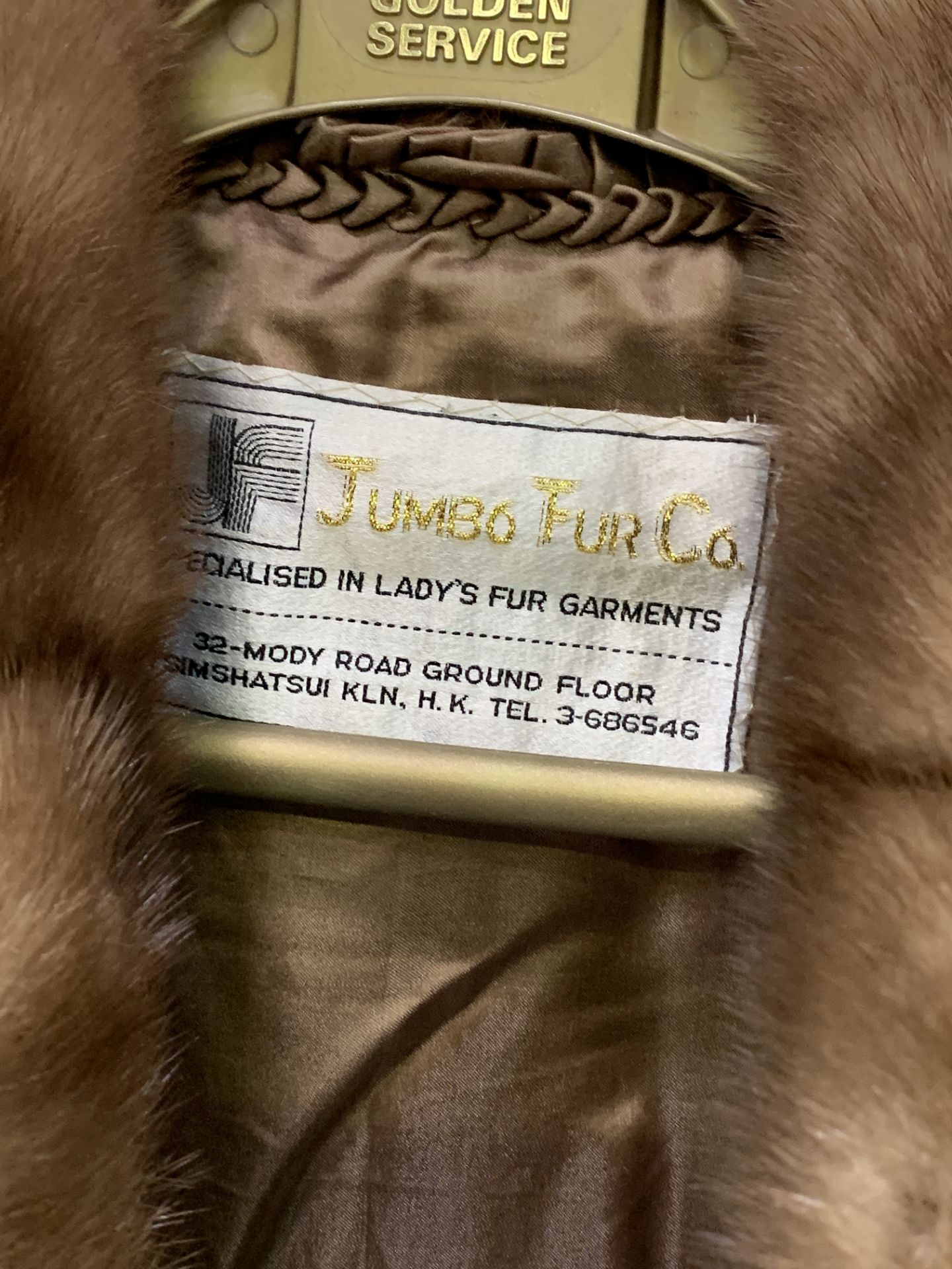 Lady's fur jacket by the Jumbo Fur Company of Hong Kong - Image 3 of 3