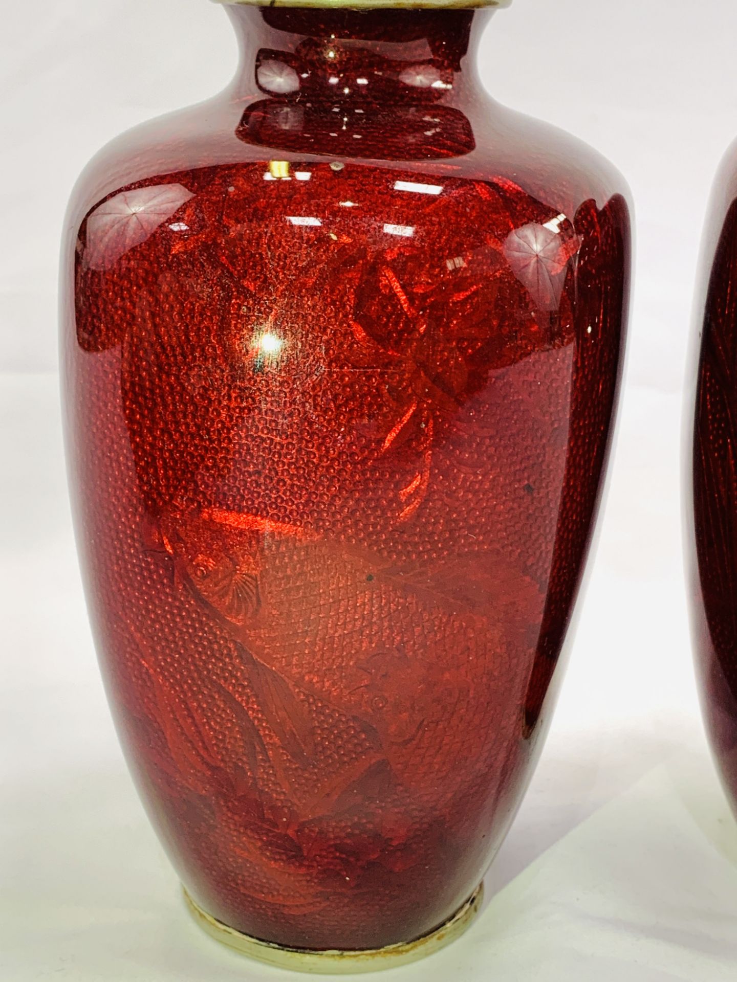 Two Japanese Ginbari red vases, early 20th Century - Image 4 of 7