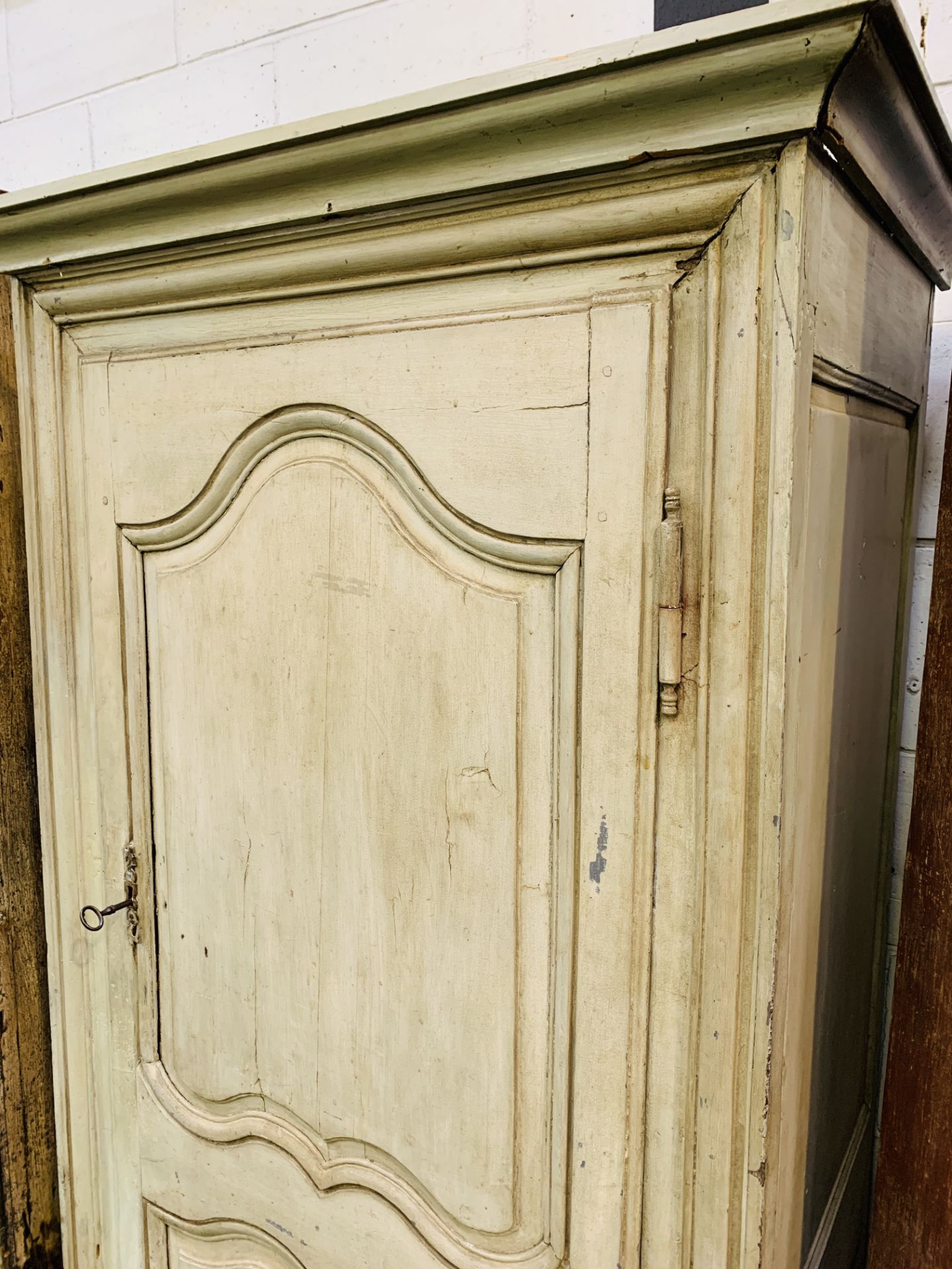 Mid-9th century French painted pine cupboard - Image 5 of 5