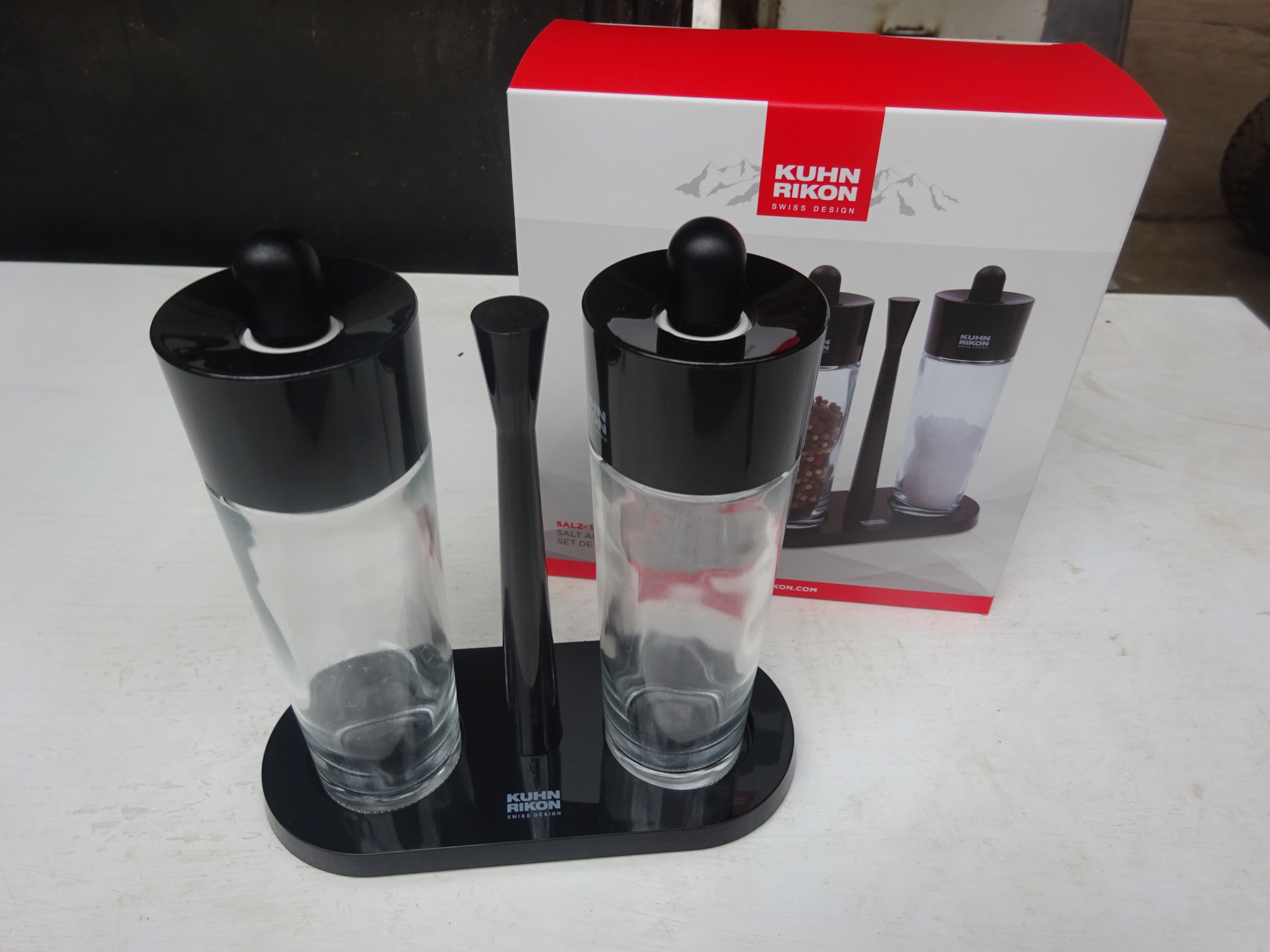 Kuhn Rikon salt & pepper mill set