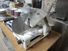 Electric meat slicer