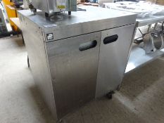 Parry Mobile Hot Cupboard