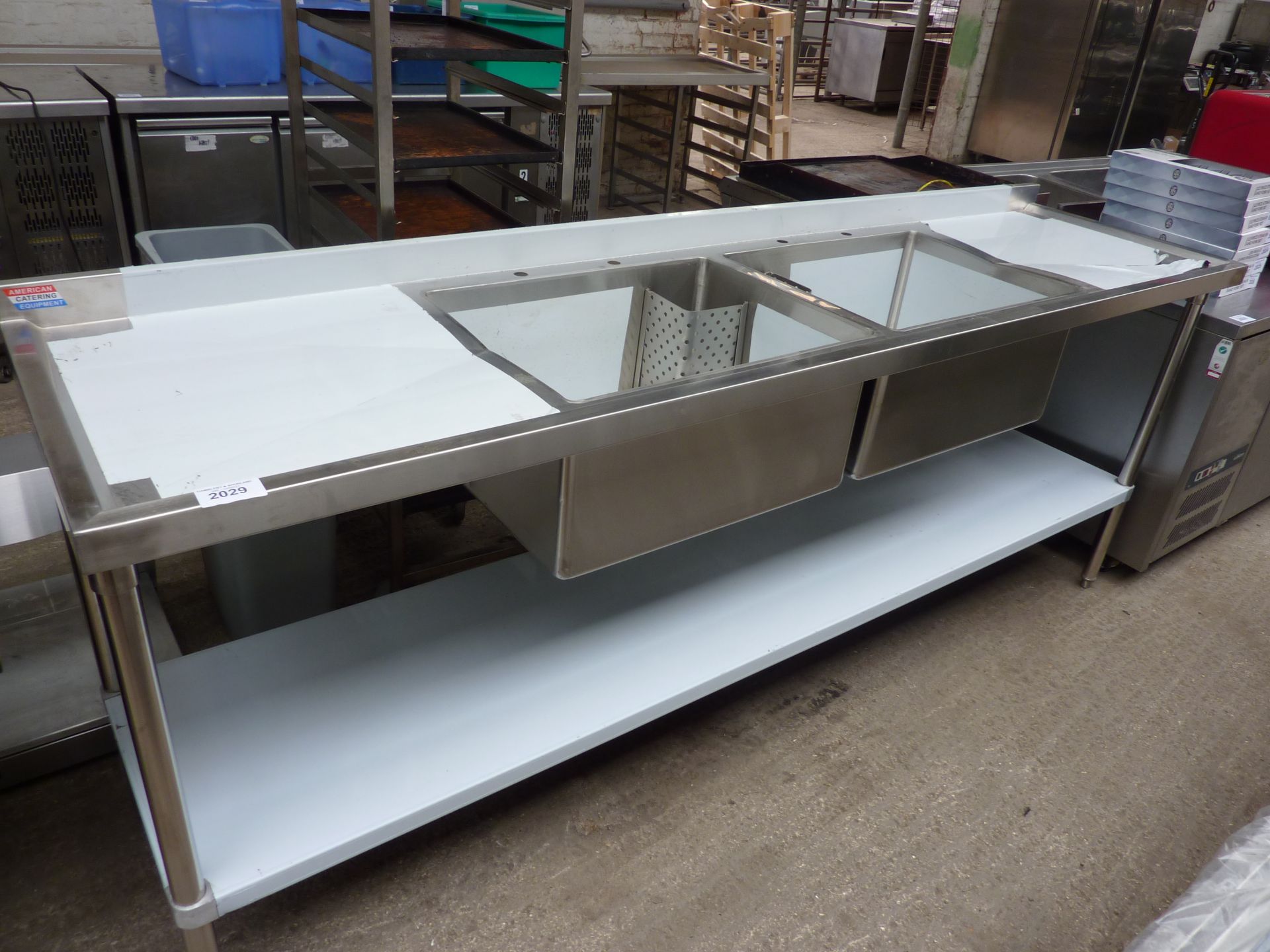 Double bowl/double drainer sink with under shelf