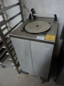 Electric plate lowerator