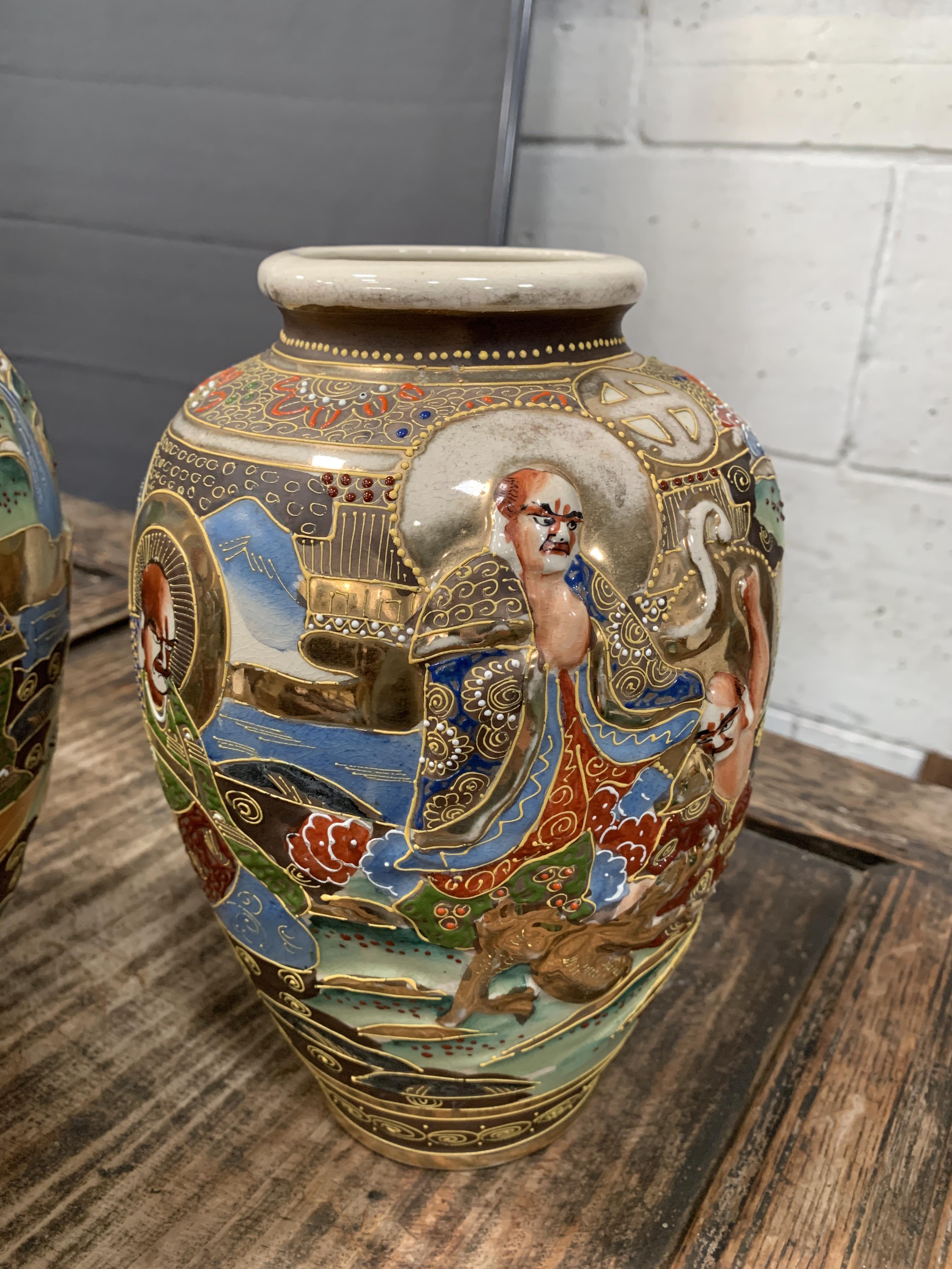 Pair of Satsuma vases - Image 3 of 3