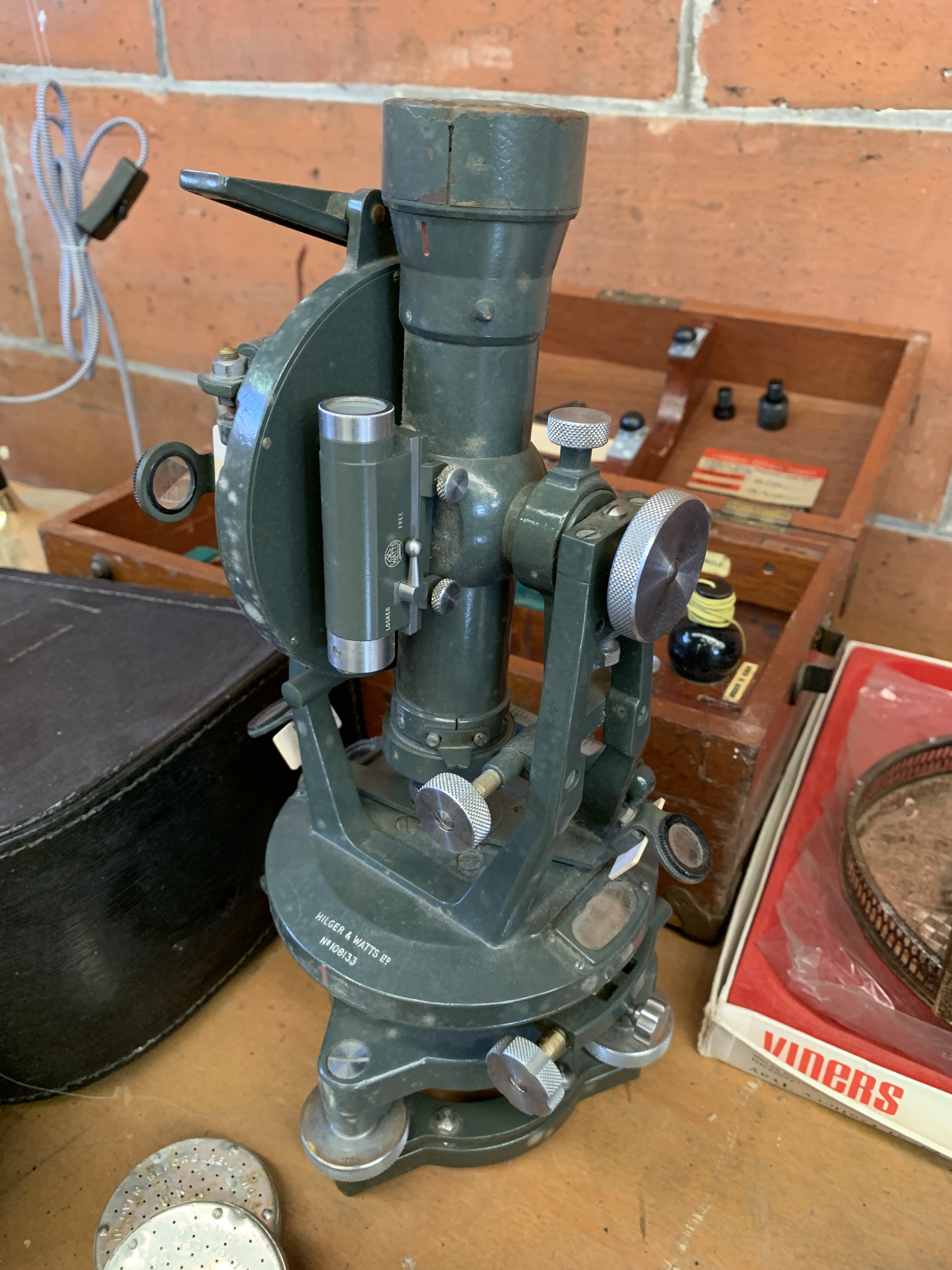 Hilger and Watts theodolite in mahogany case - Image 3 of 4