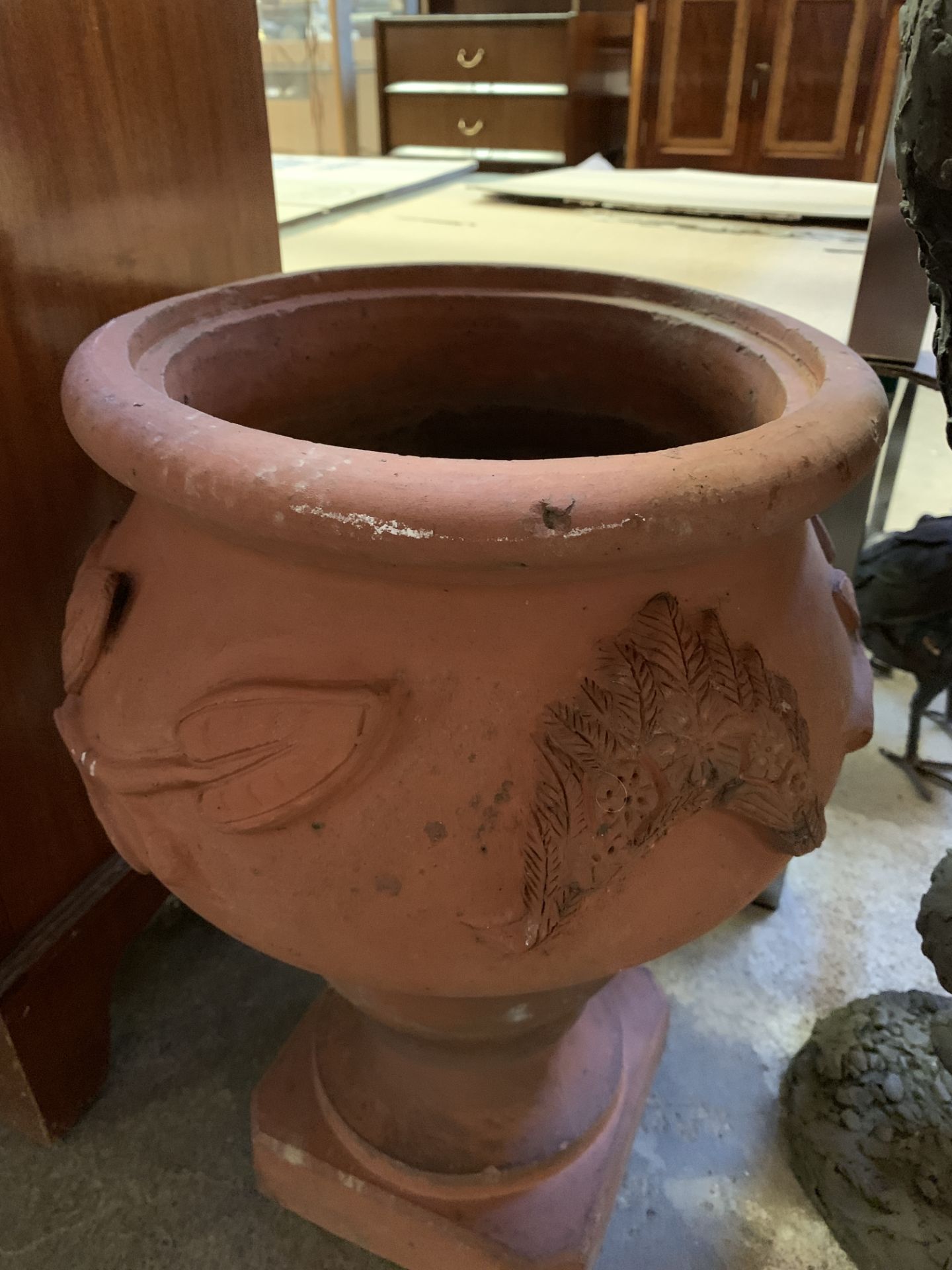 Terracotta jardiniere - Image 3 of 4