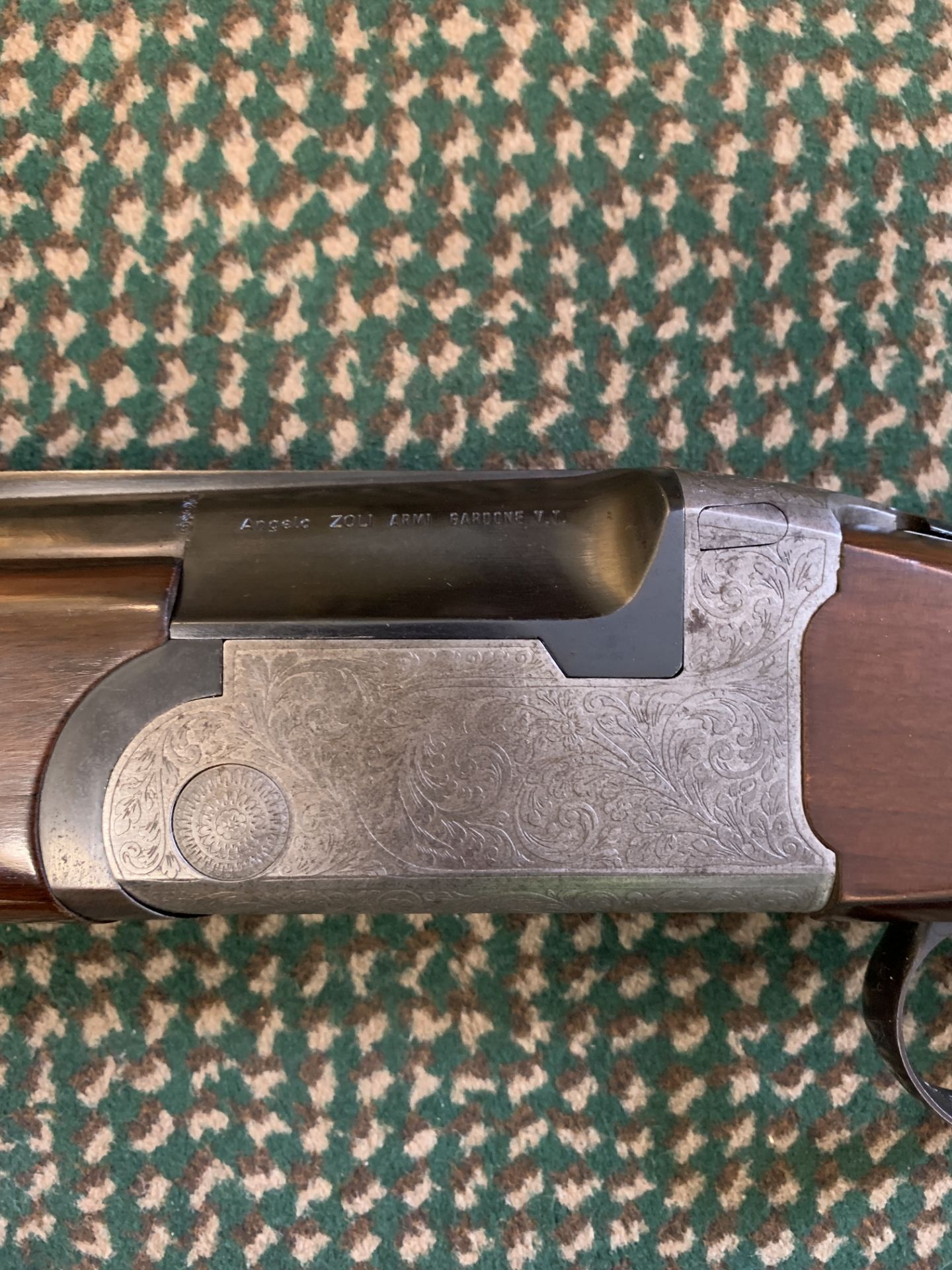 Zoli 12 bore over and under shotgun and cleaning kit. The buyer must have a Shotgun Licence - Image 4 of 5