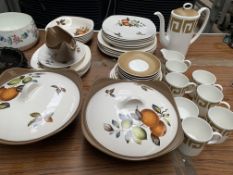 Quantity of Midwinter tableware and other items