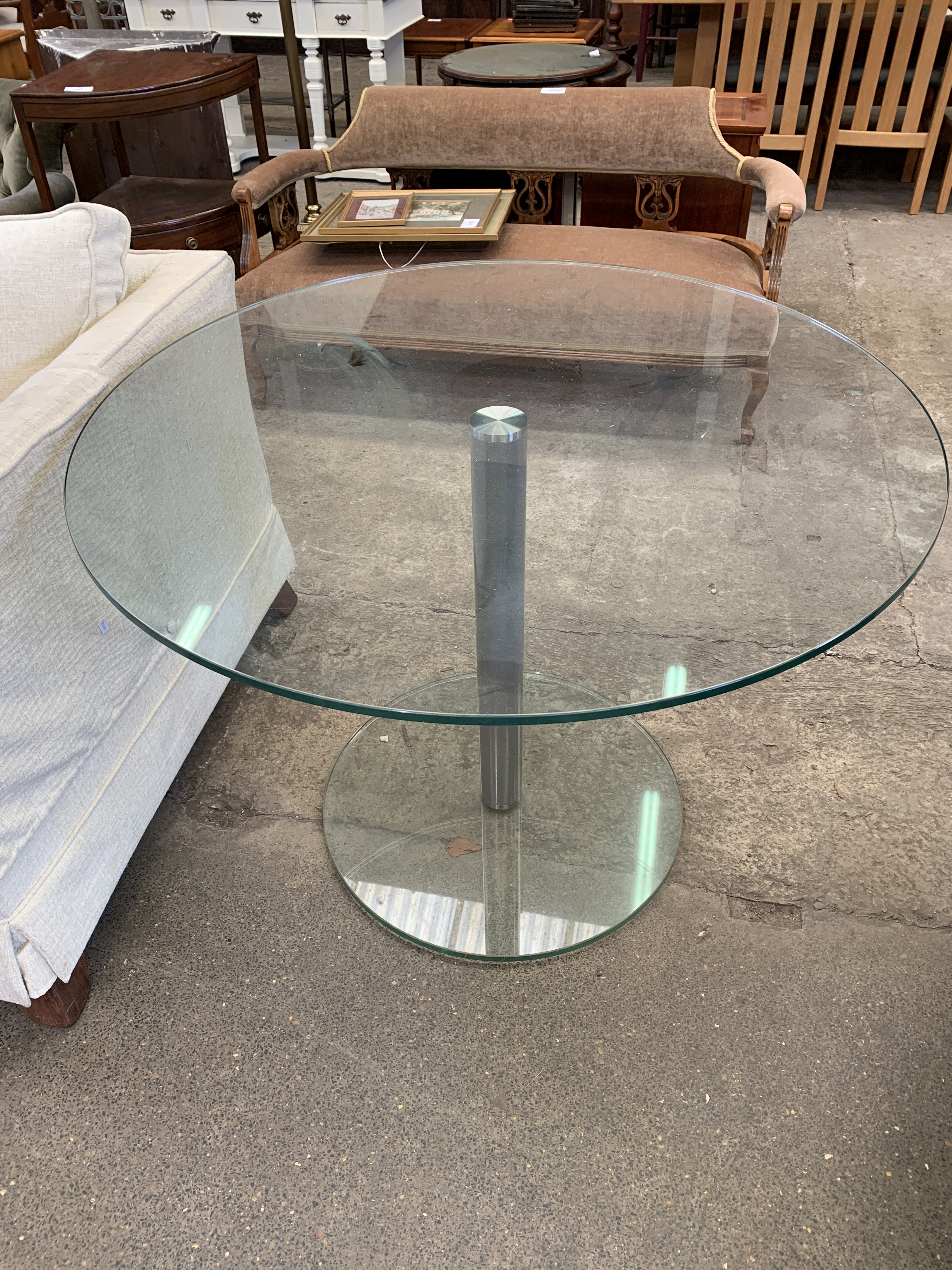 Circular glass top table - Image 4 of 4