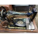 Manual Singer sewing machine