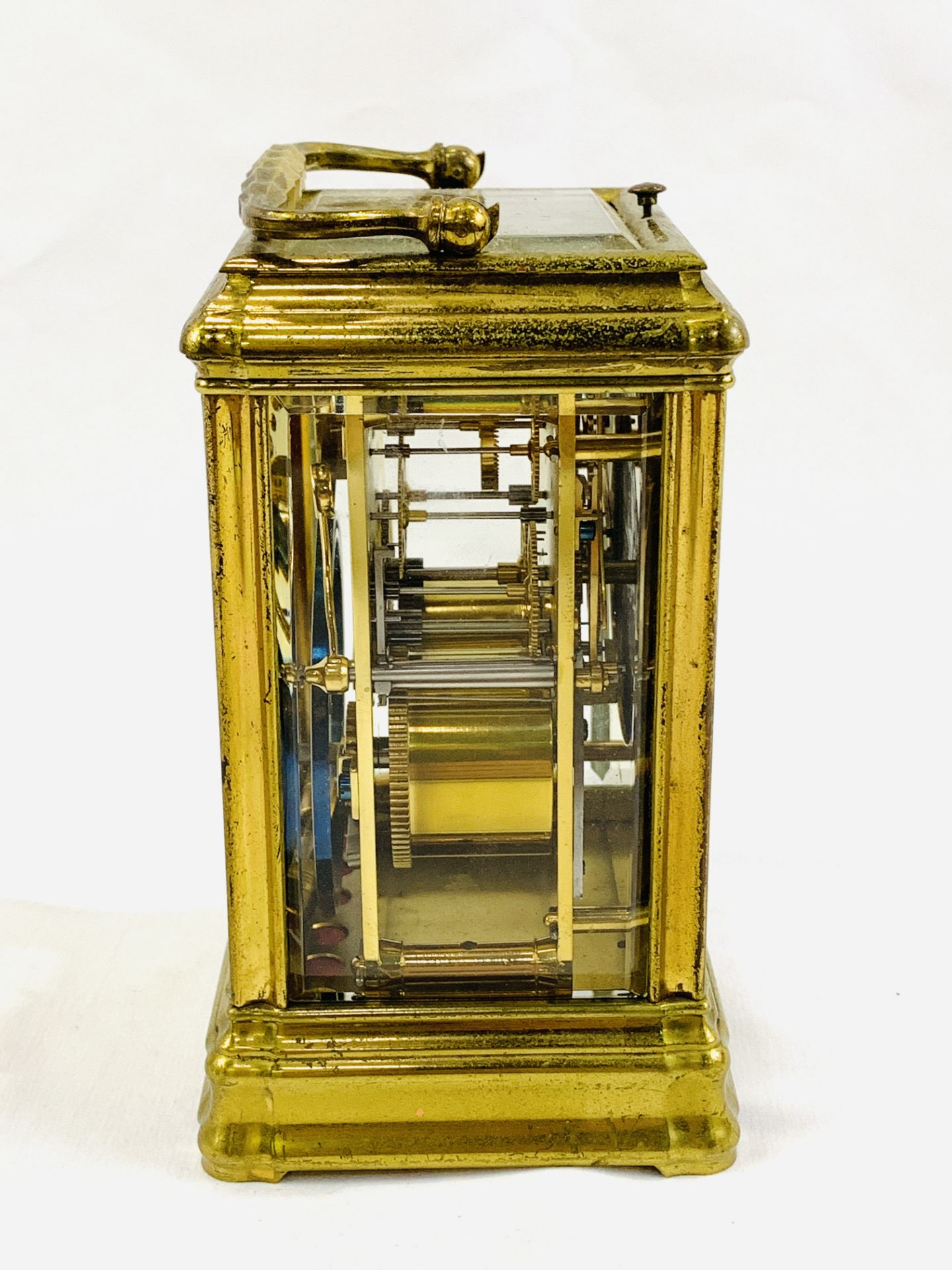 Brass case carriage clock with visible escapement, complete with key - Image 6 of 6