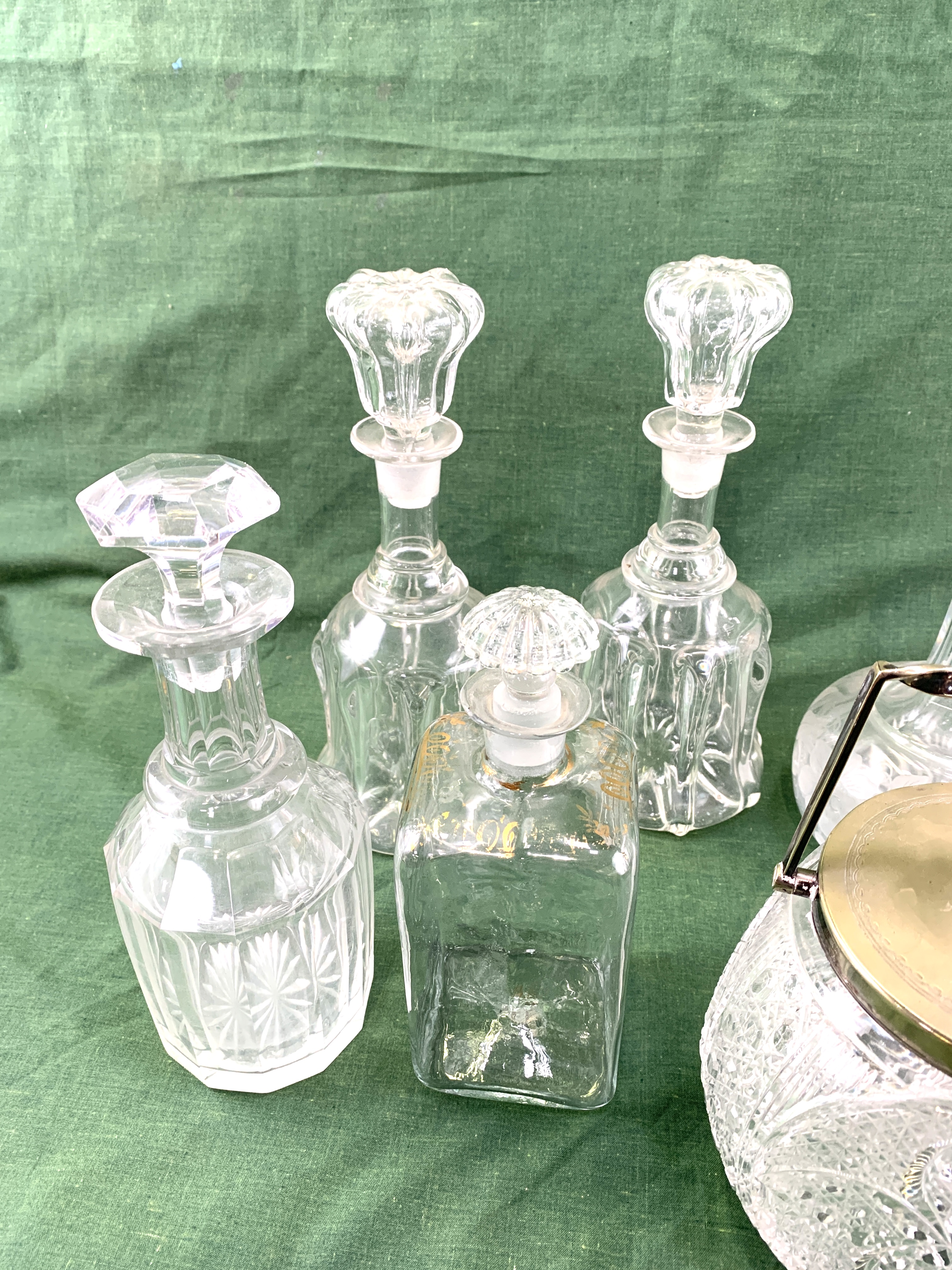 A pair of Victorian decanters, a pair of Edwardian decanters, and a cut glass biscuit barrel - Image 4 of 6