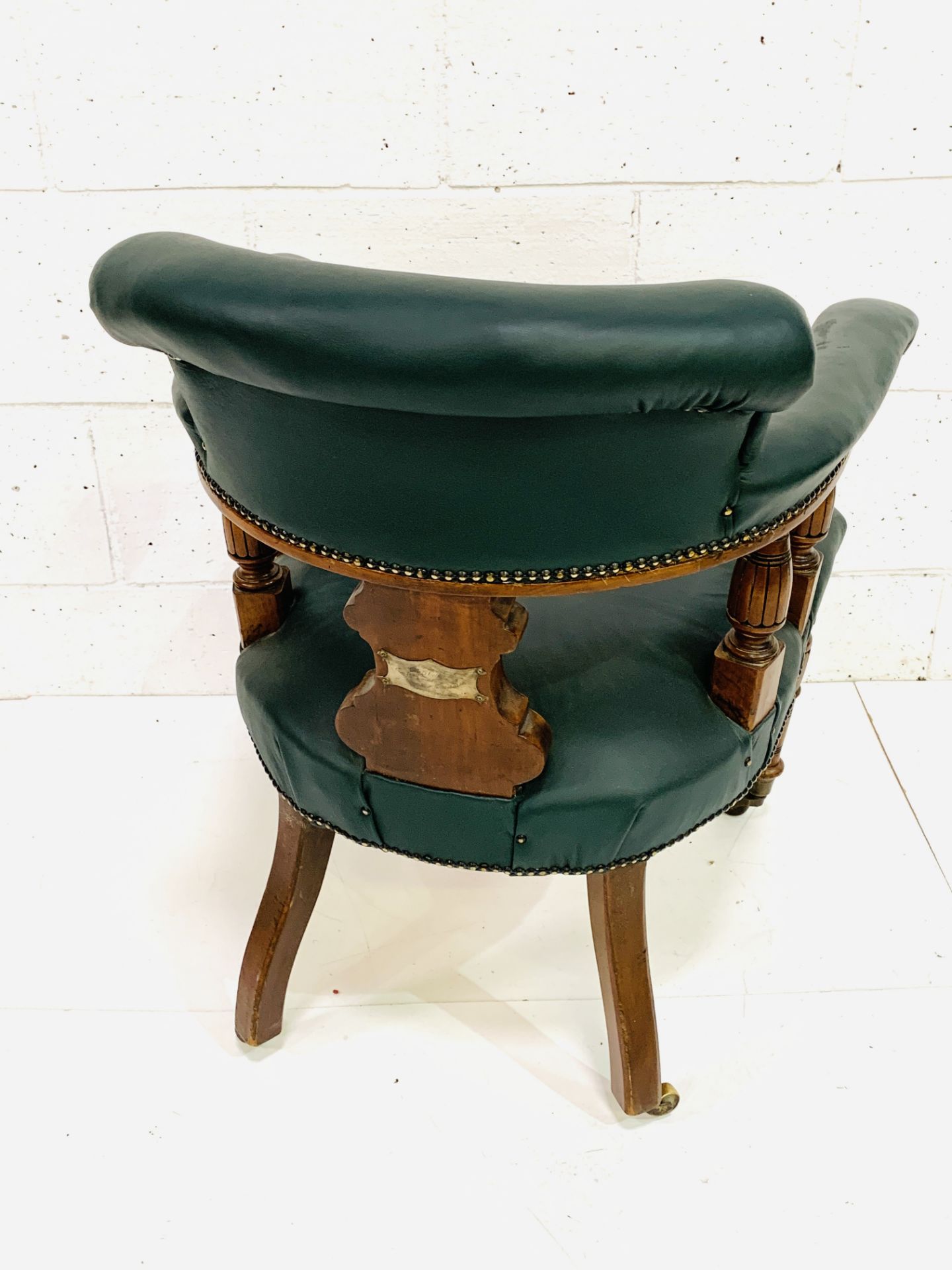 Victorian leather club chair - Image 6 of 7