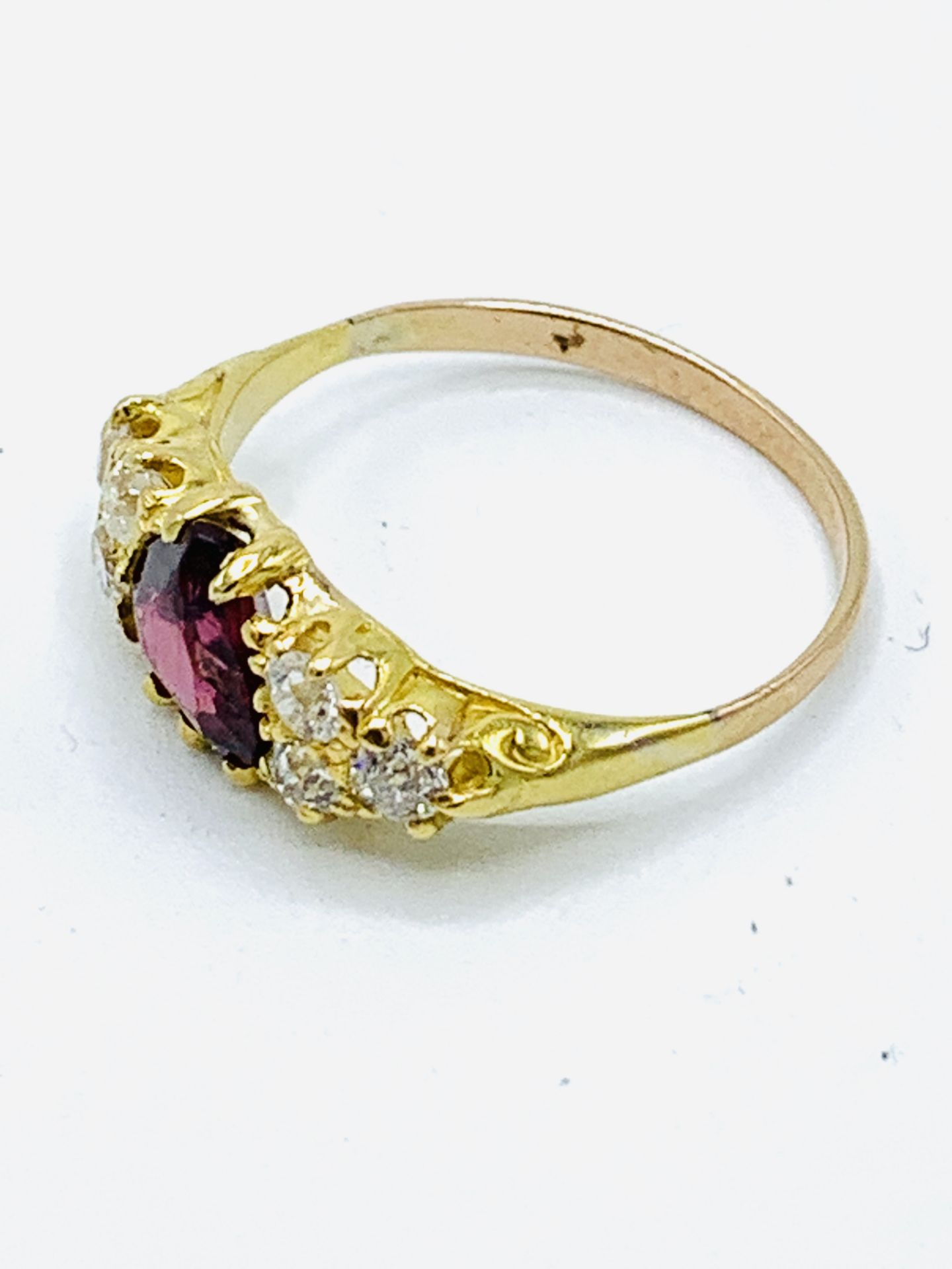 Yellow gold, garnet and diamond ring - Bild 2 aus 5
