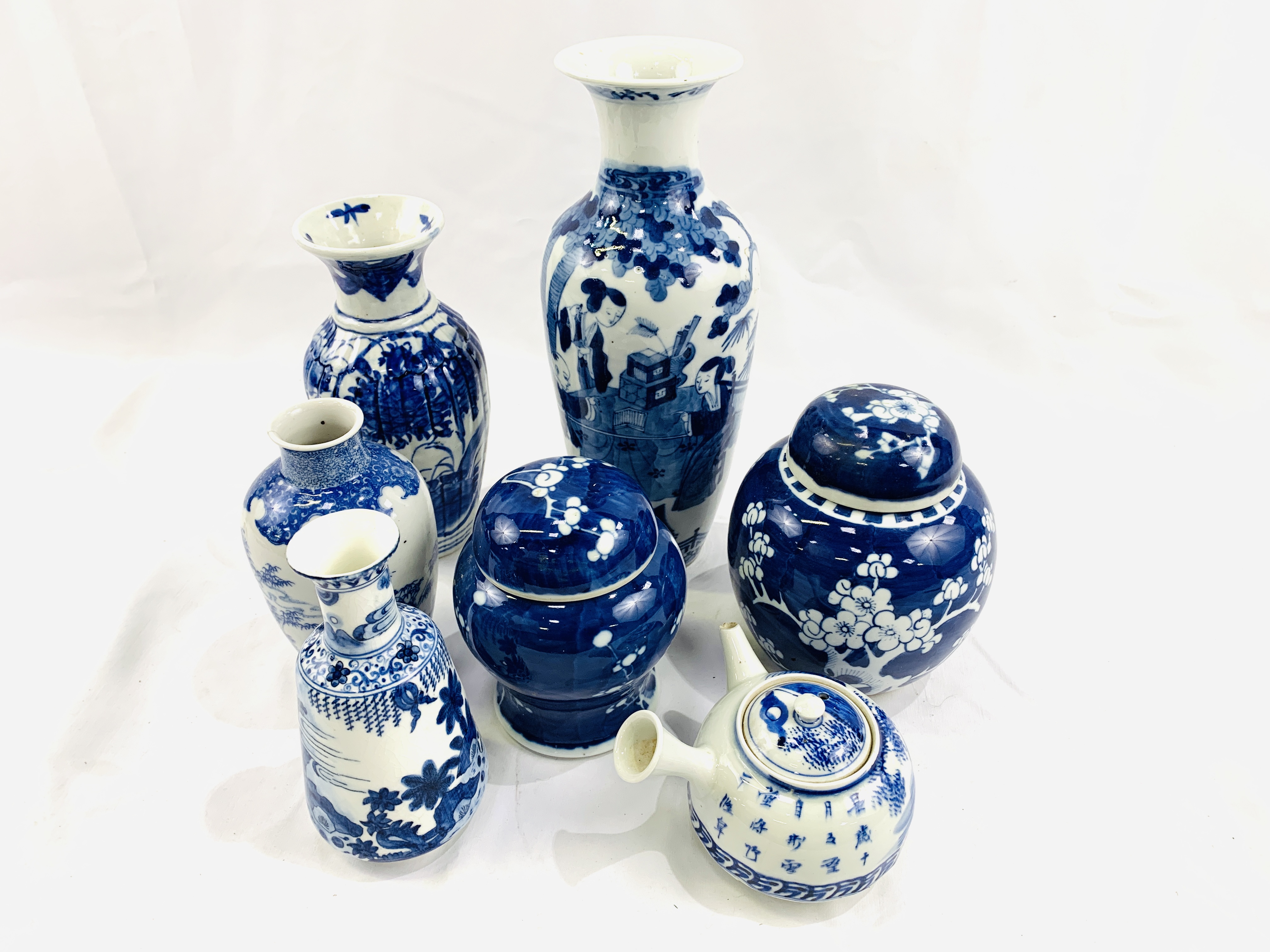 Collection of Oriental blue and white china - Image 8 of 12