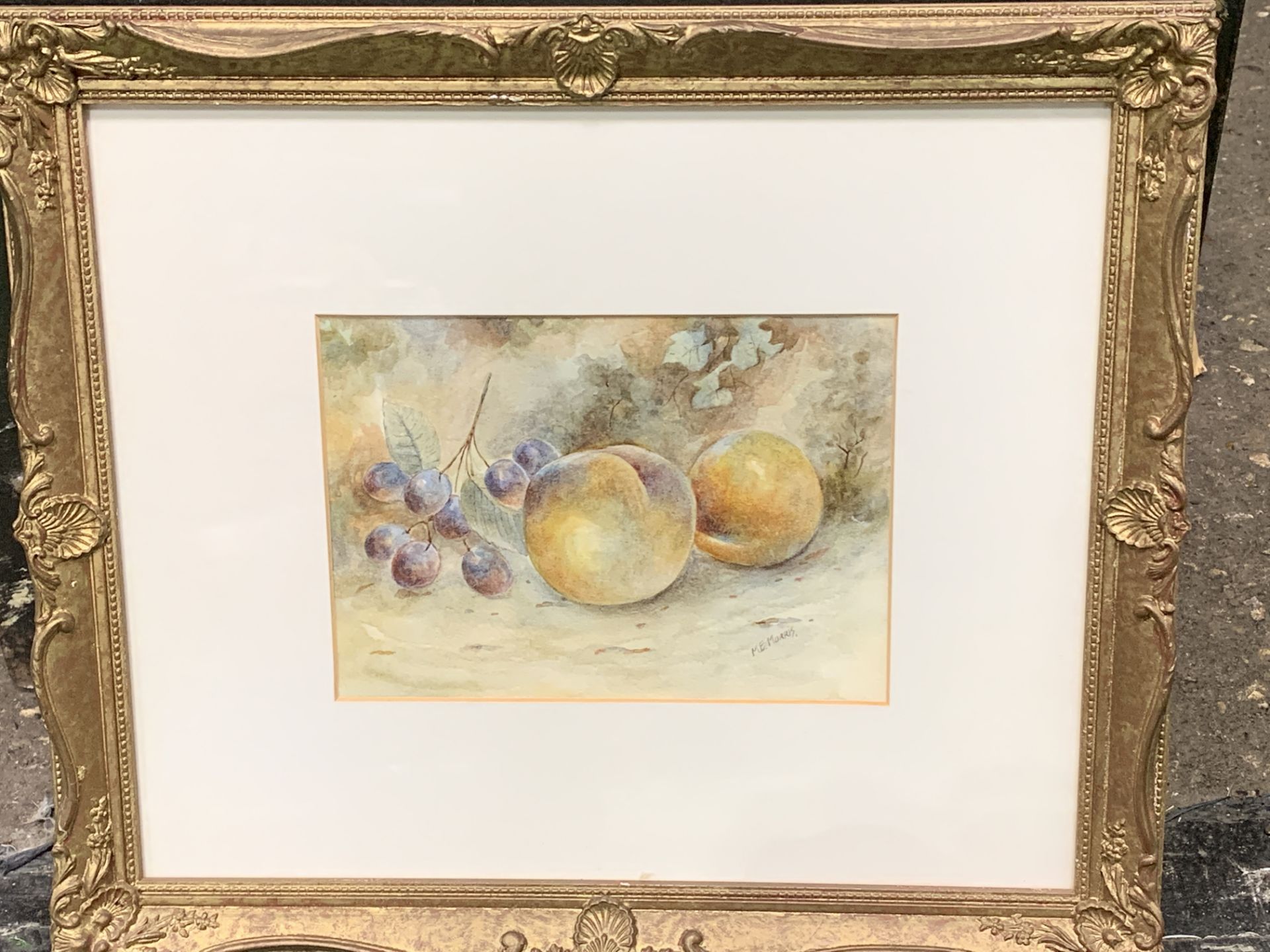 Pair of framed and glazed watercolours of still life fruit, signed M E Morris - Bild 3 aus 5