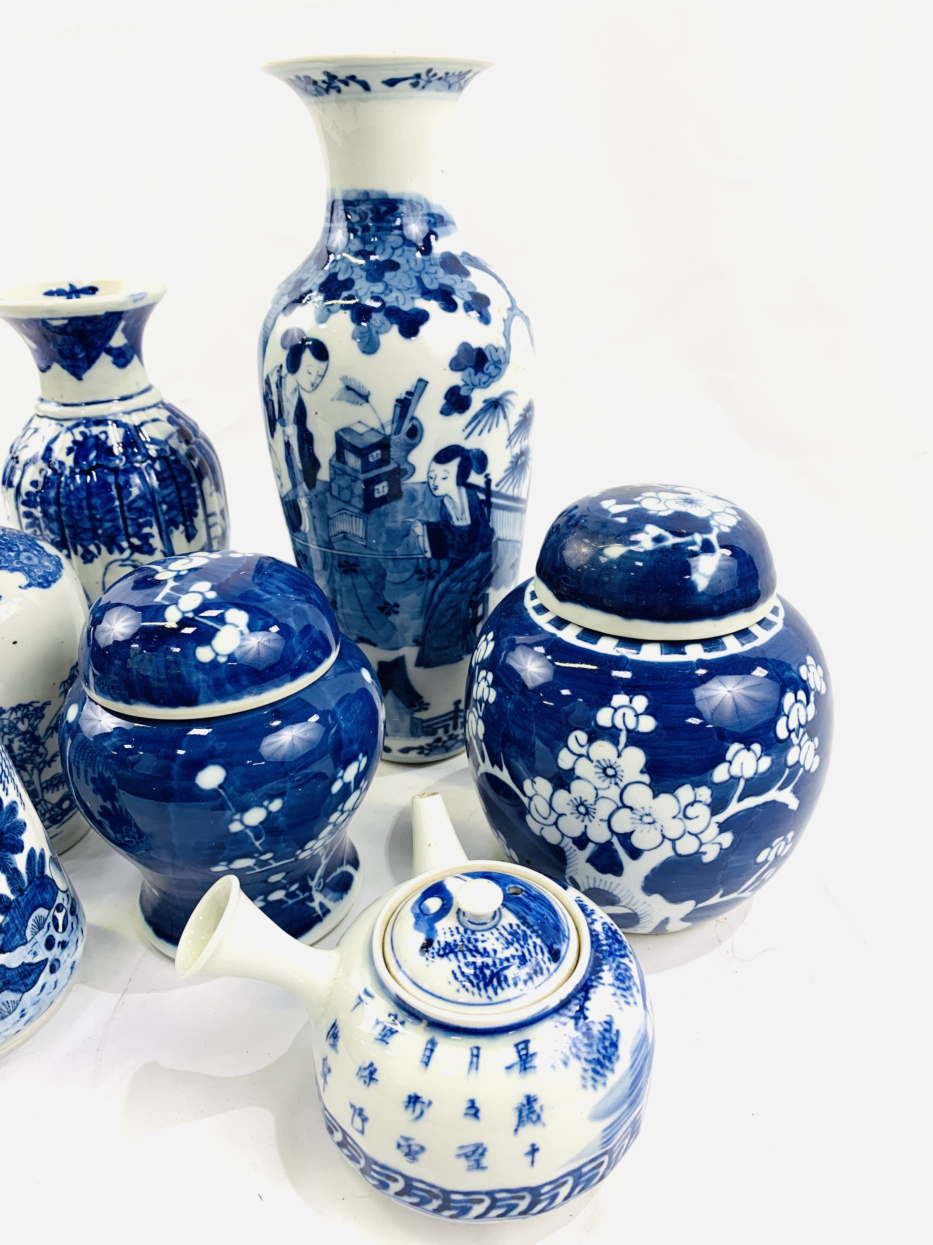 Collection of Oriental blue and white china - Image 6 of 12