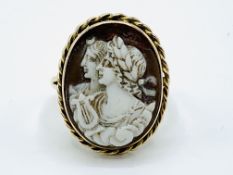 Yellow gold late Georgian cameo ring