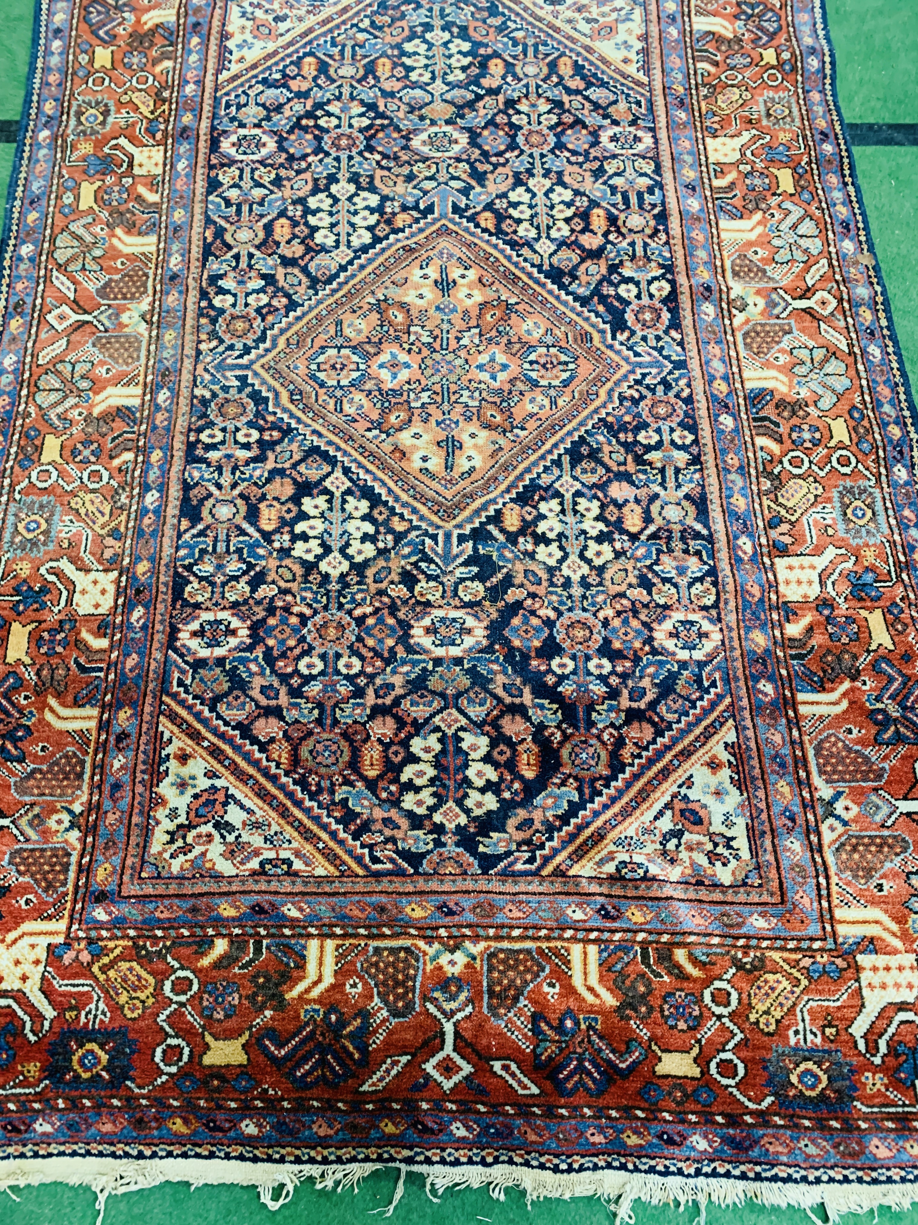 Red and blue ground hand knotted rug - Image 3 of 3