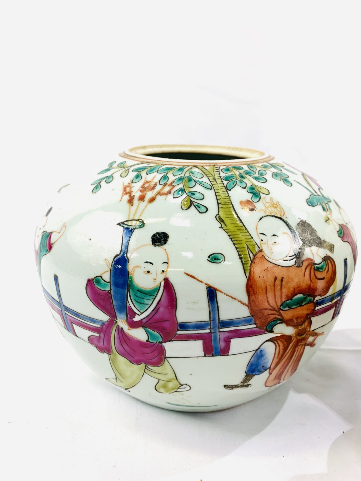 Chinese jar together with a cream glazed lidded jar and two Kutani vases signed to base - Image 2 of 8