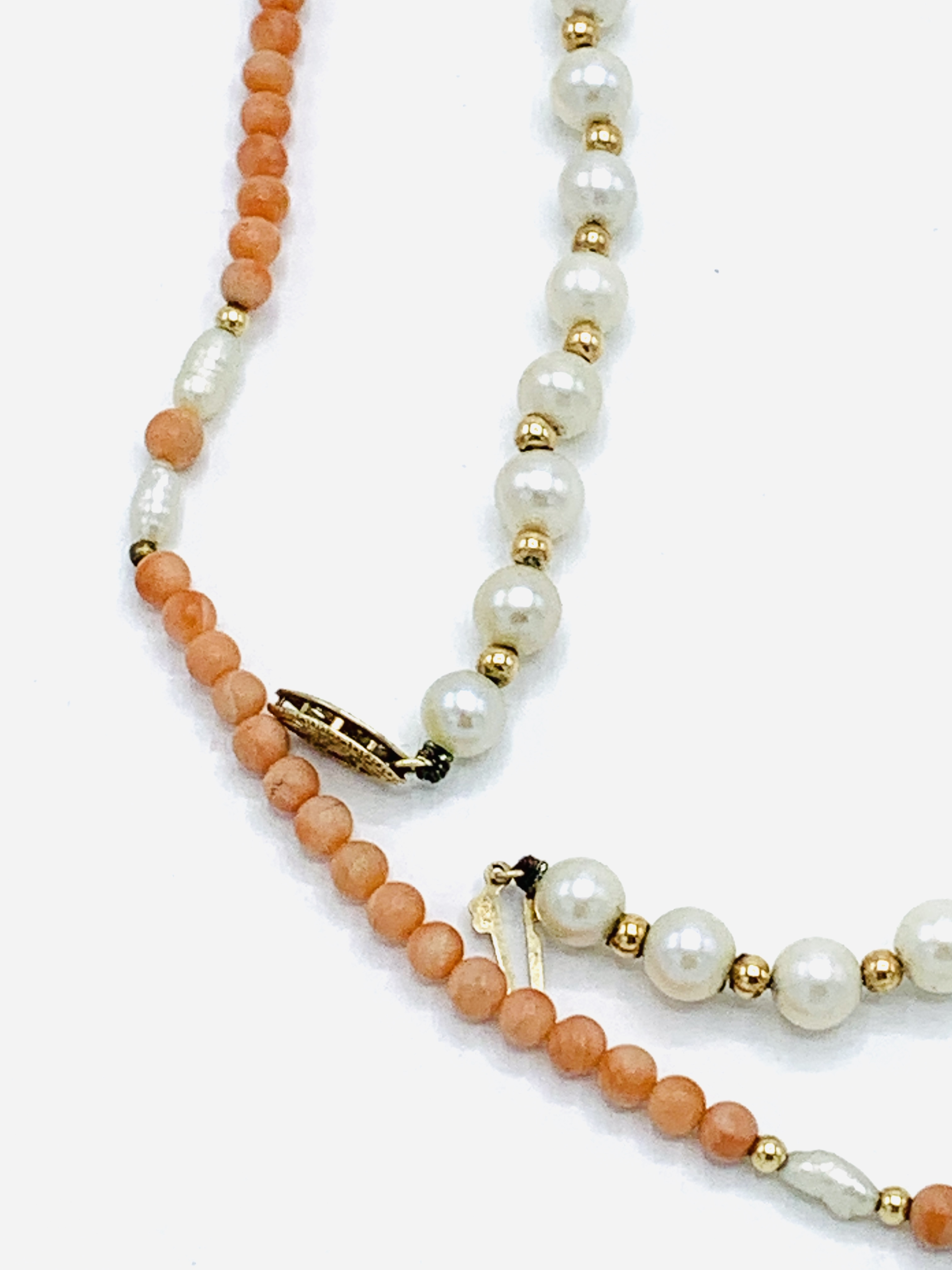 Two pearl necklaces - Image 2 of 4