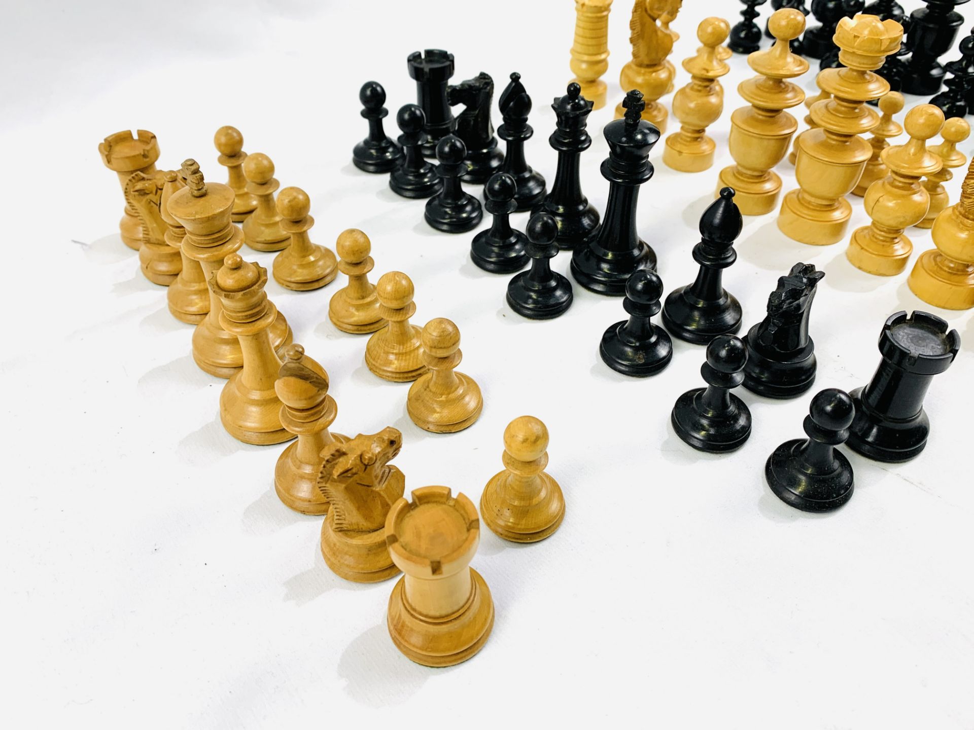 Two boxwood chess sets - Bild 4 aus 9