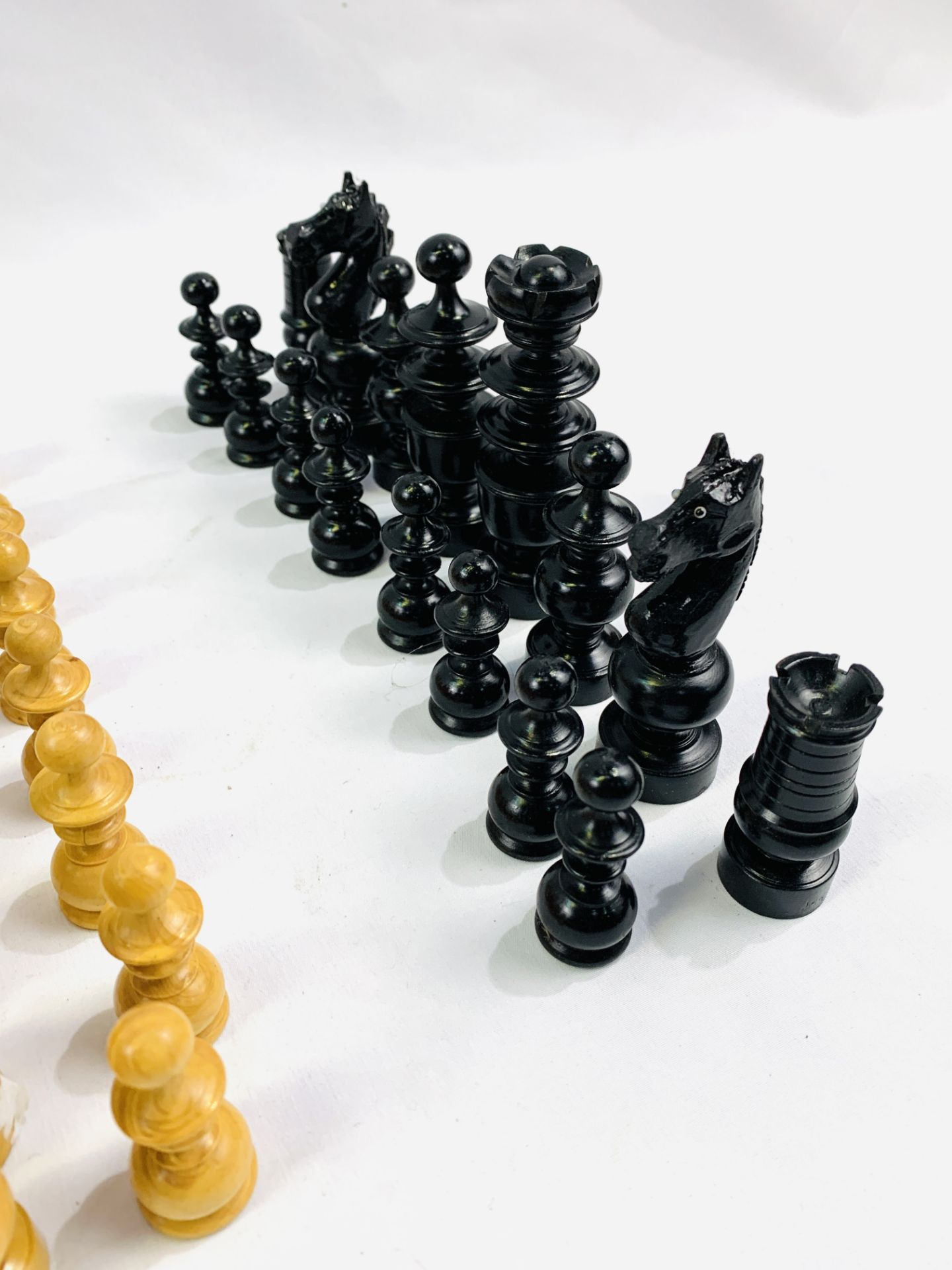 Two boxwood chess sets - Bild 7 aus 9