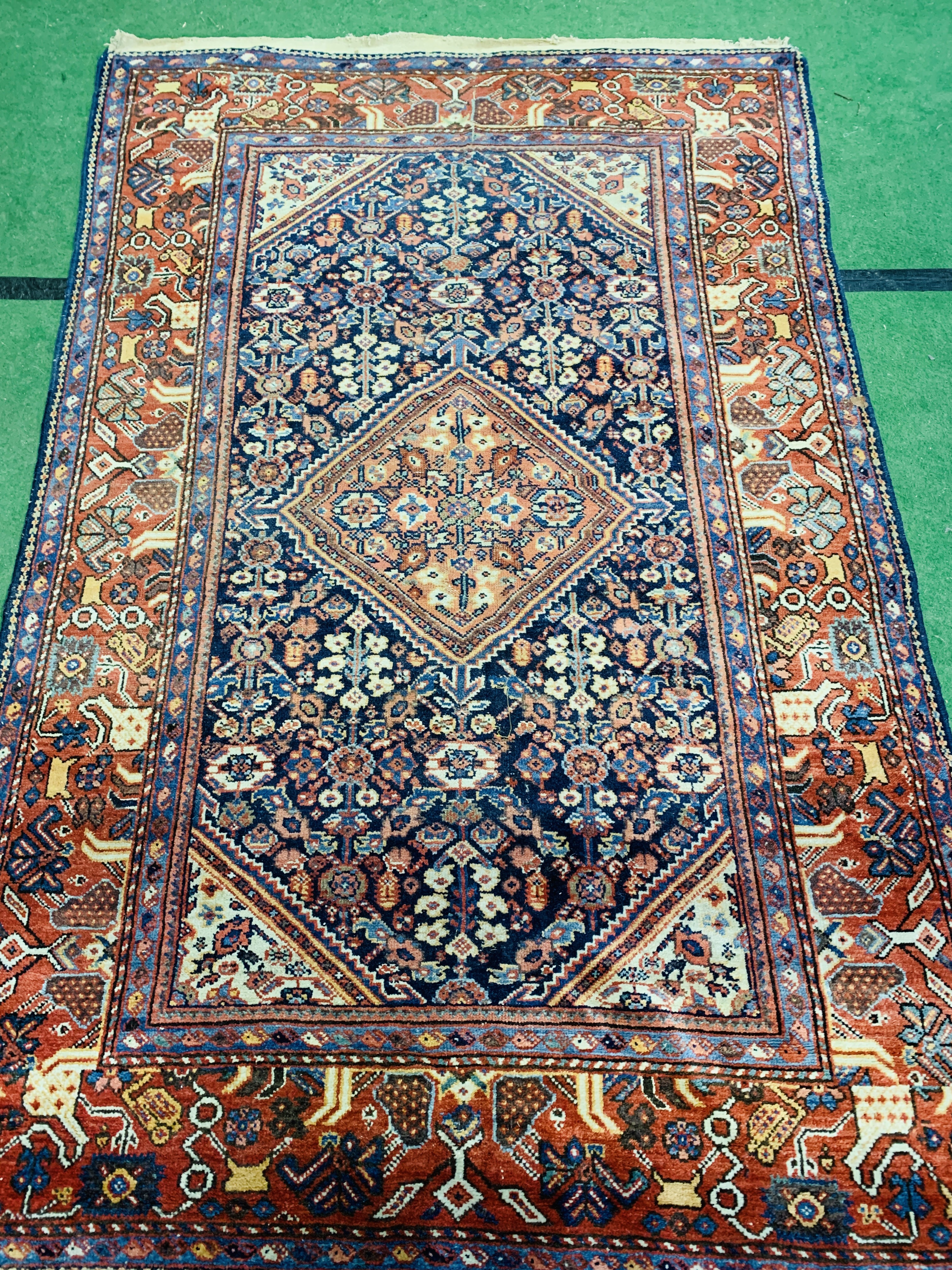 Red and blue ground hand knotted rug - Image 2 of 3