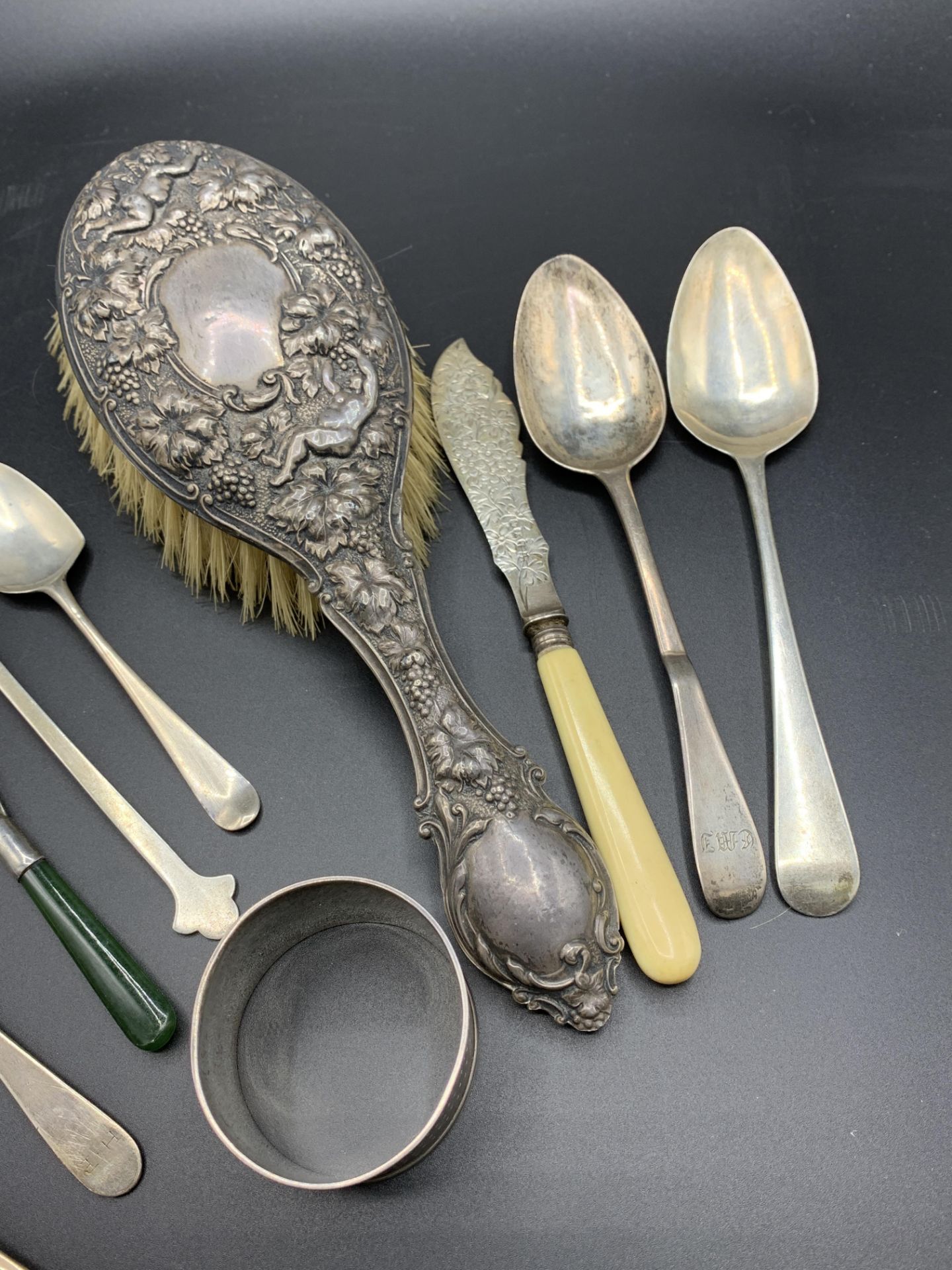 Various hallmarked silver cutlery - Bild 2 aus 3
