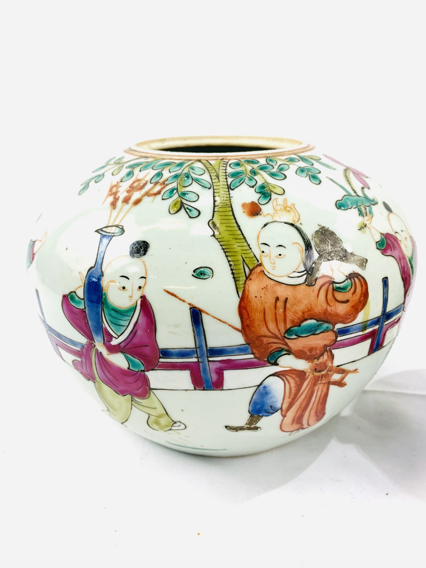 Chinese jar together with a cream glazed lidded jar and two Kutani vases signed to base - Image 3 of 8