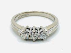 18ct white gold diamond trilogy ring