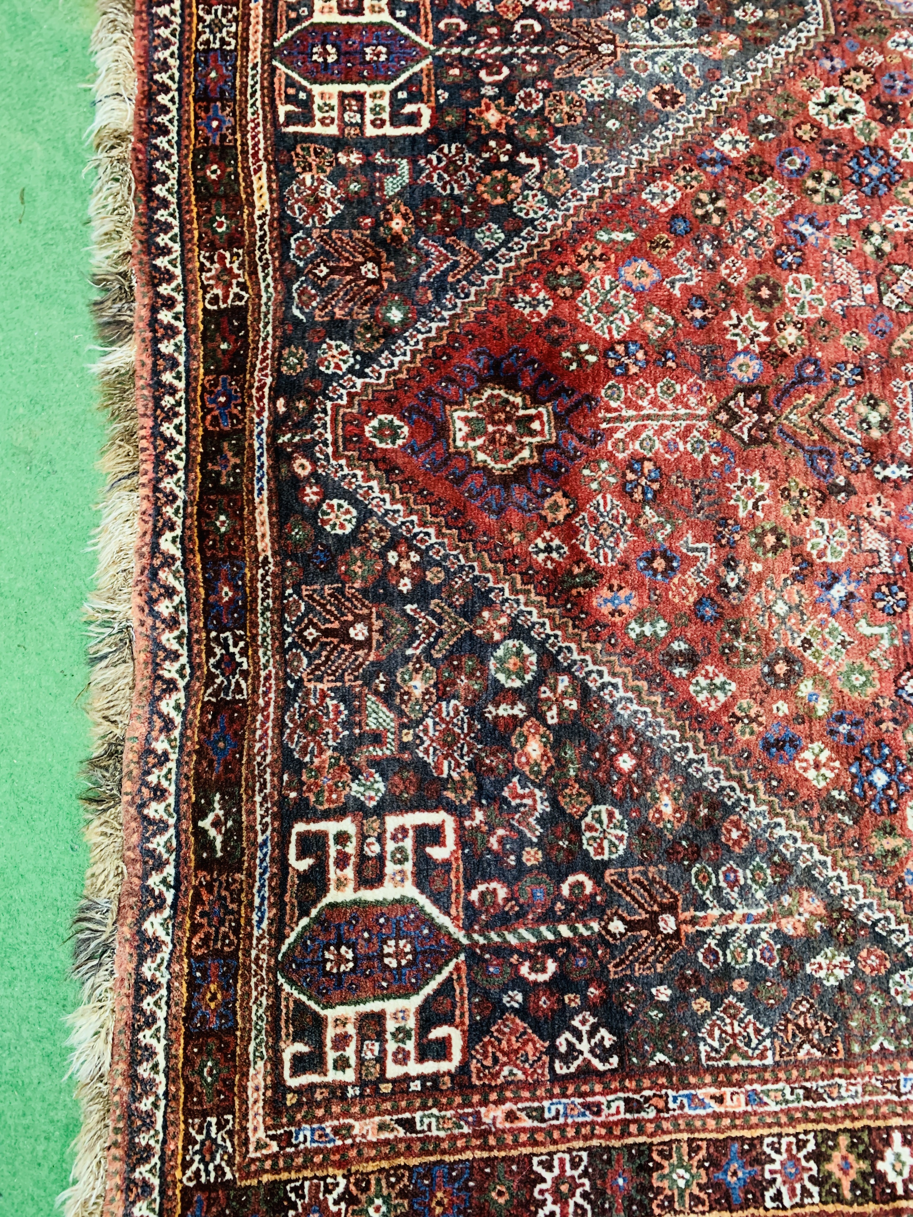 Dark red ground Qashqai Persian rug - Image 5 of 5