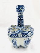 19th Century blue and white Chinese tulip vase with lobed body and five apertures