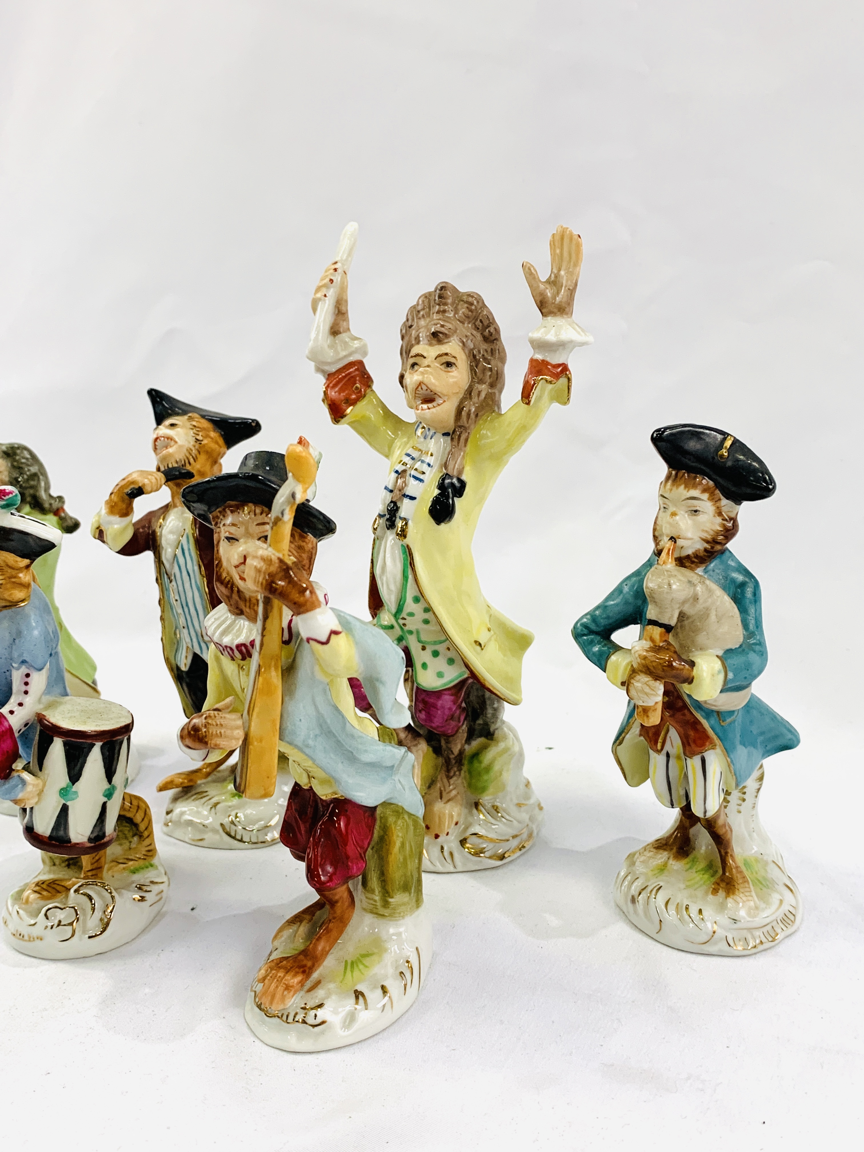 Meissen porcelain monkey band comprising five musicians and conductor - Image 4 of 6