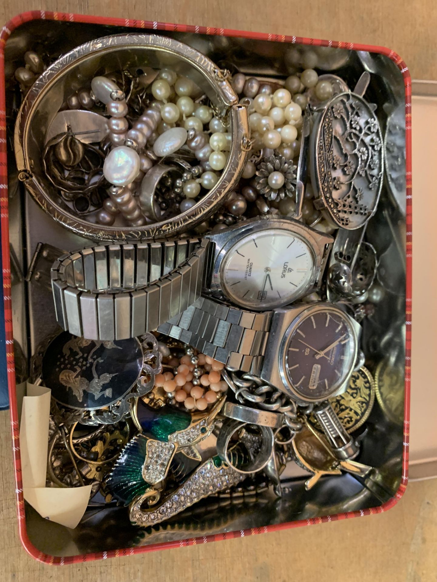 Two quartz wristwatches and a tin of costume jewellery - Image 2 of 4
