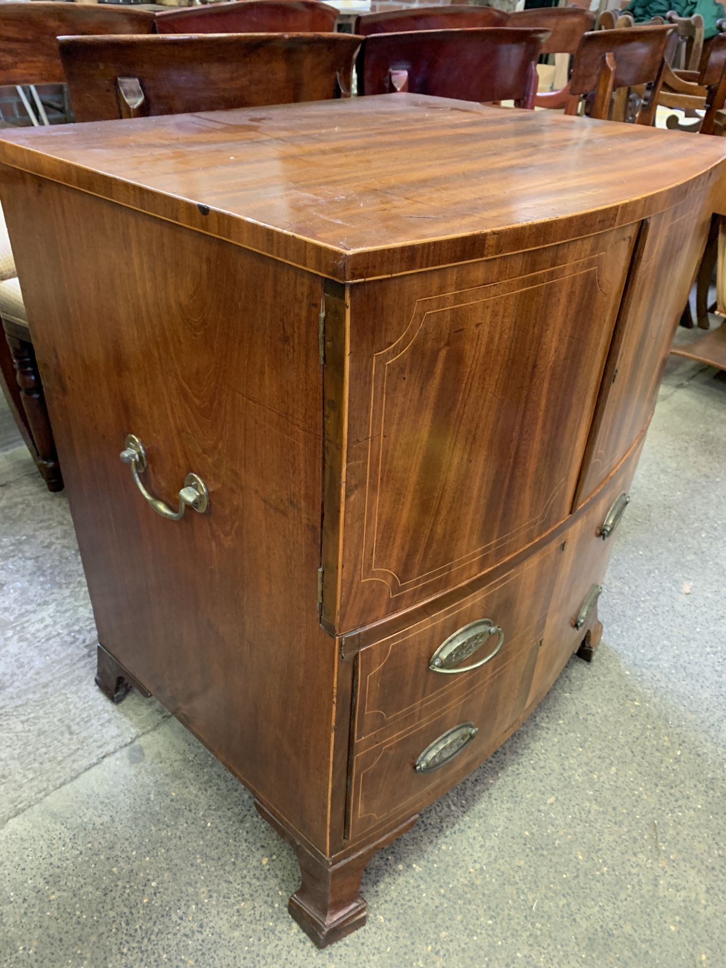 Georgian style mahogany bow fronted low drinks cabinet - Bild 6 aus 6