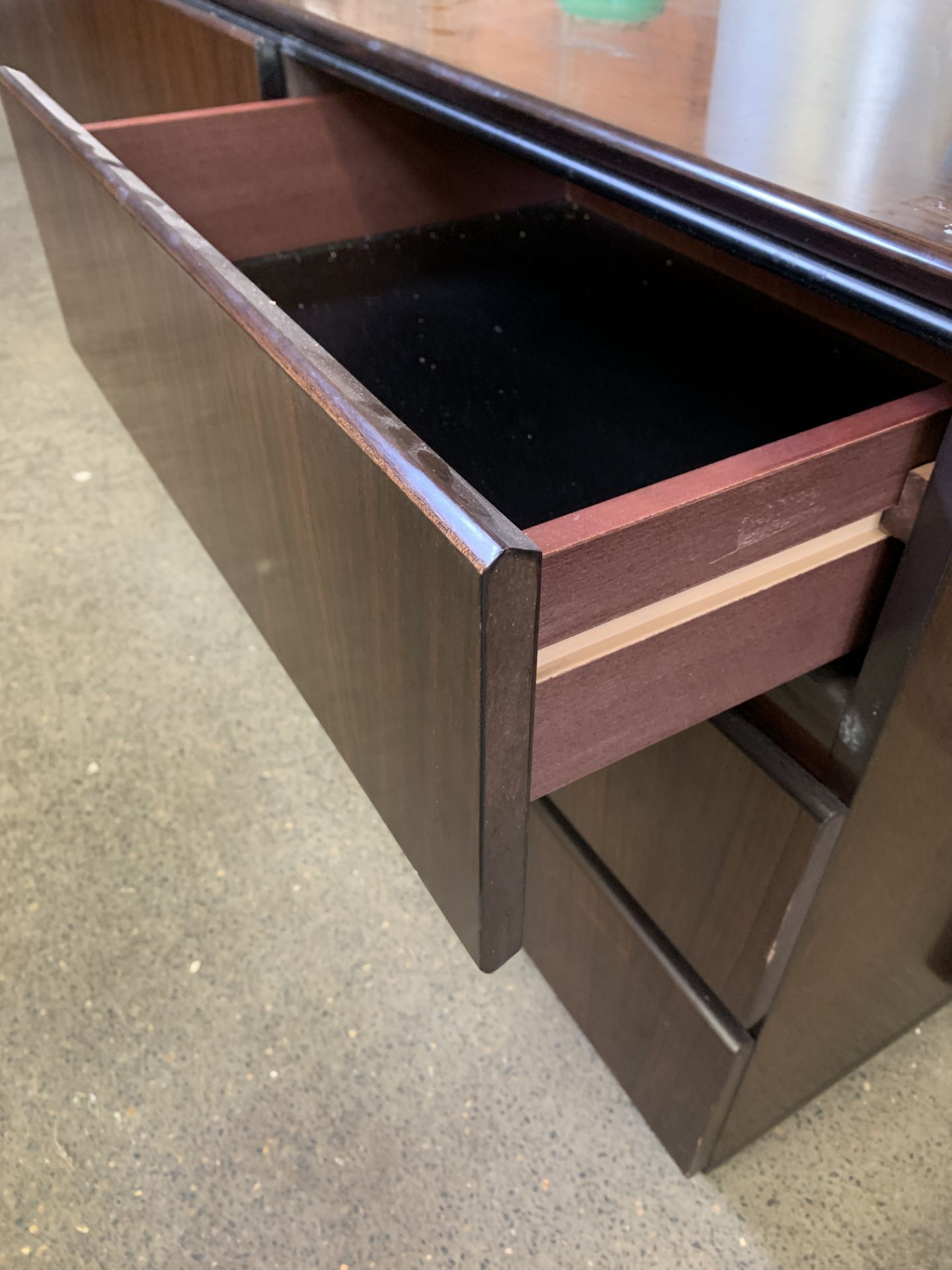 Modern veneer sideboard with two cupboards on ball feet - Bild 3 aus 5