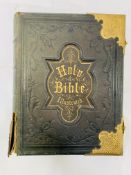 Illustrated Holy Bible with commentaries by Scott and Henry