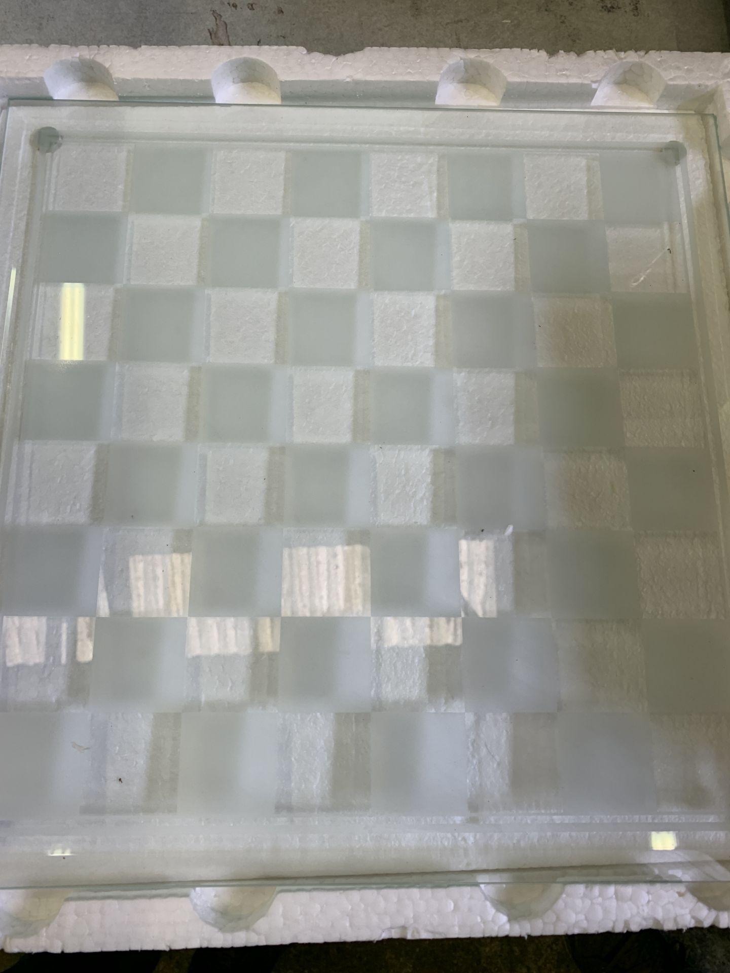 Boxed glass chess set - Image 4 of 4