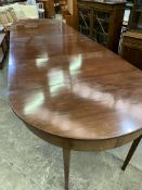 Mahogany extendable table, extending up to 366 cms (12 feet)